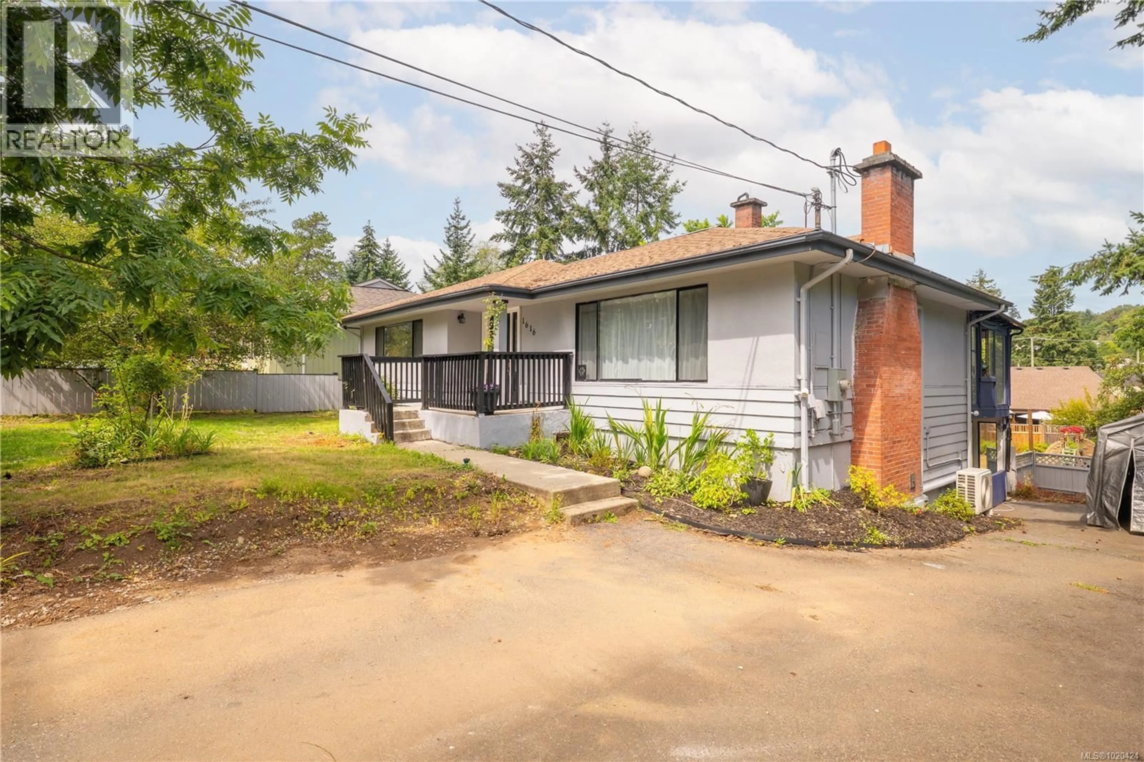 A pic from outside/outdoor area/front of a property/back of a property/a pic from drone, street for 1616 MOREY ROAD, Nanaimo British Columbia V9S1J7