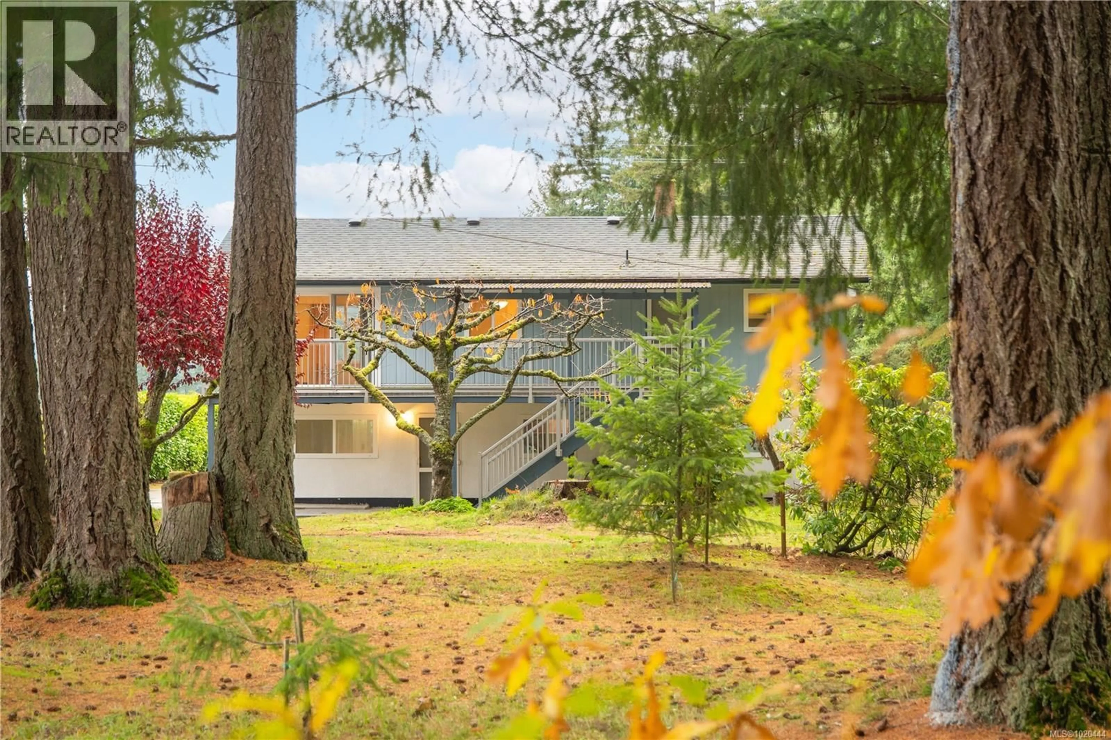 Patio, forest/trees view for 6164 METRAL DRIVE, Nanaimo British Columbia V9T3B8