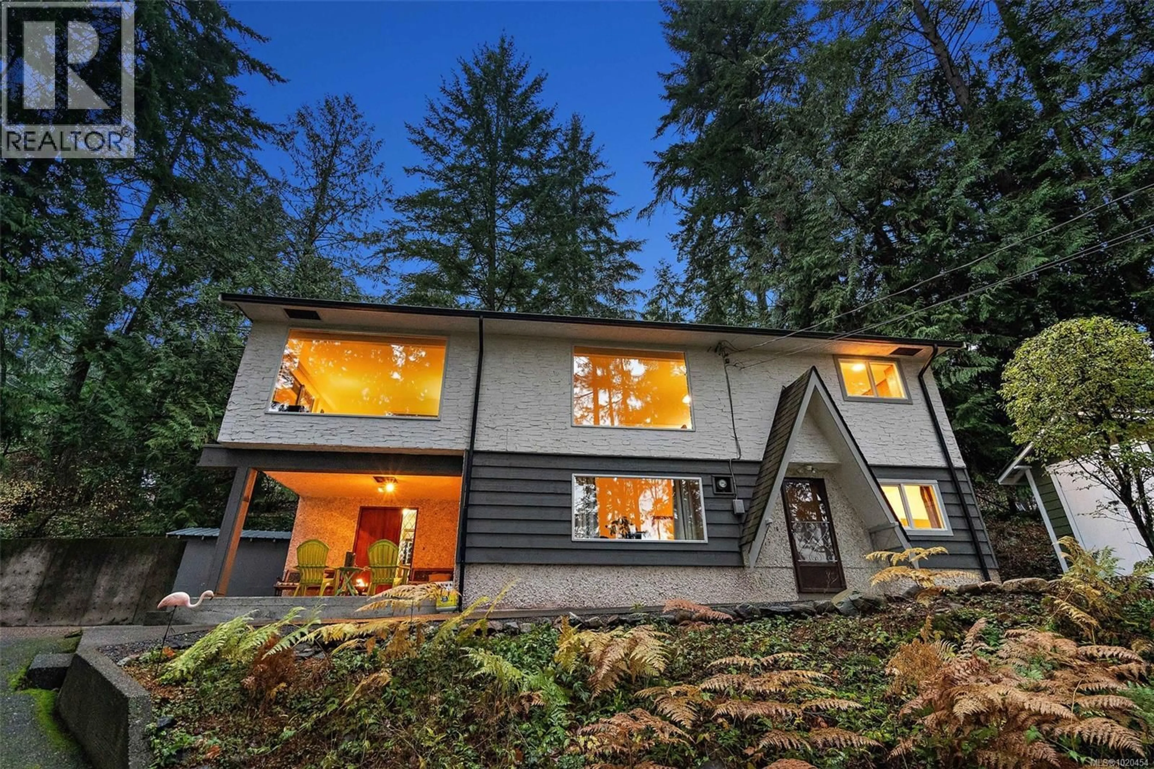 Home with vinyl exterior material, unknown for 1186 LAUREL ROAD, North Saanich British Columbia V8L5K8