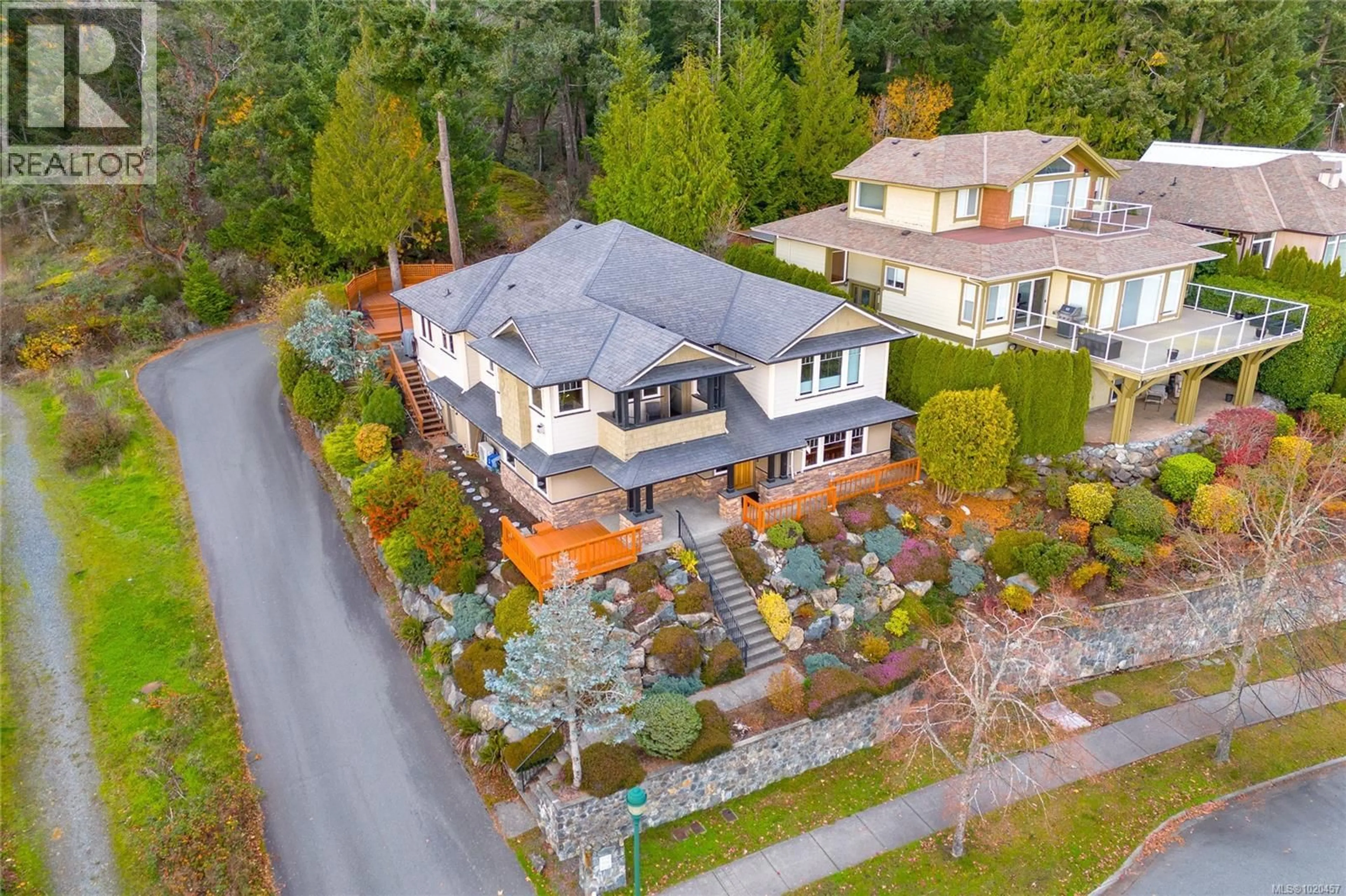 A pic from outside/outdoor area/front of a property/back of a property/a pic from drone, street for 3538 PROMENADE CRESCENT, Colwood British Columbia V9C4L8