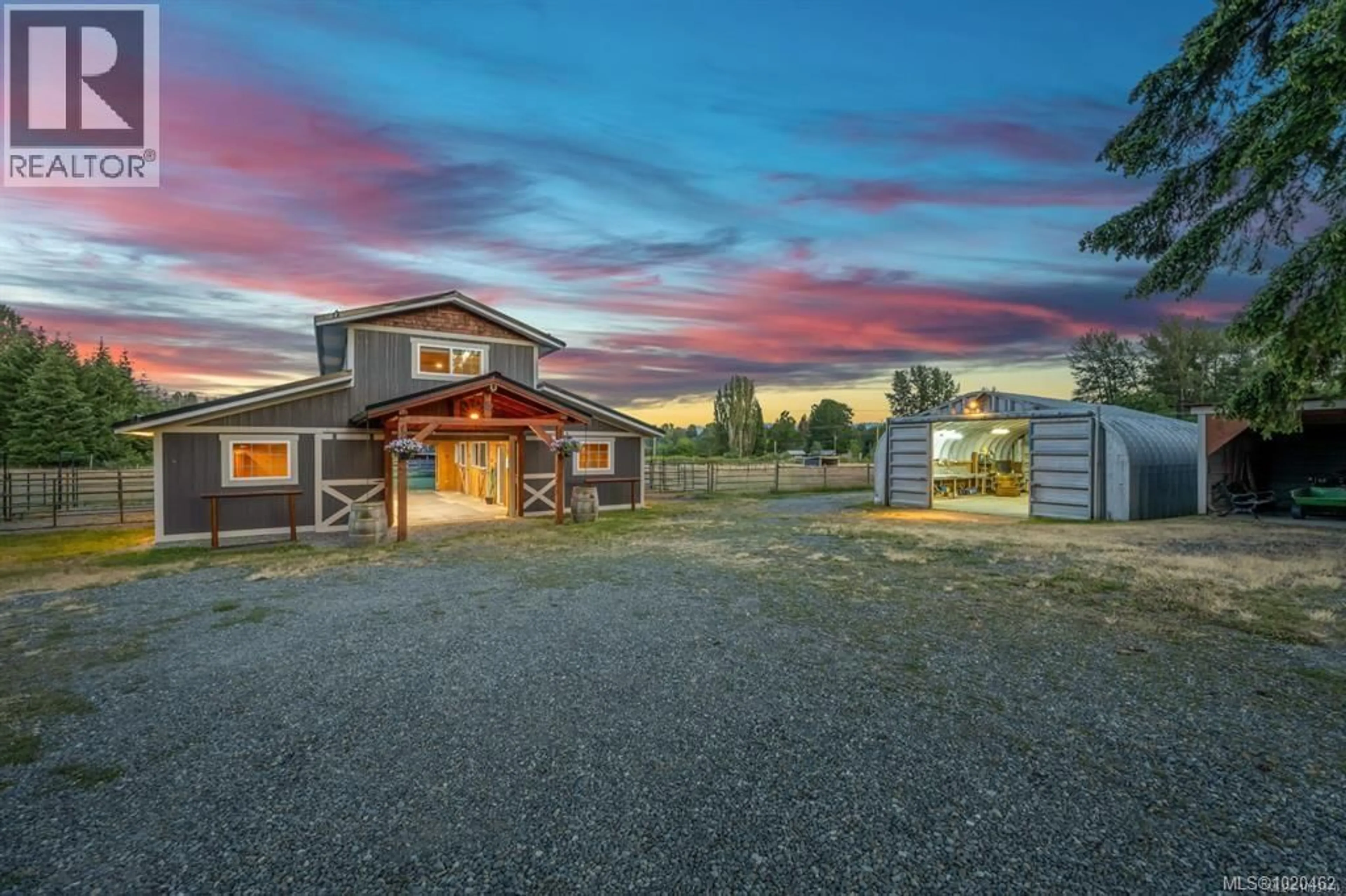 A pic from outside/outdoor area/front of a property/back of a property/a pic from drone, mountain view for 6392 ISLAND HIGHWAY NORTH, Courtenay British Columbia V9J1T7