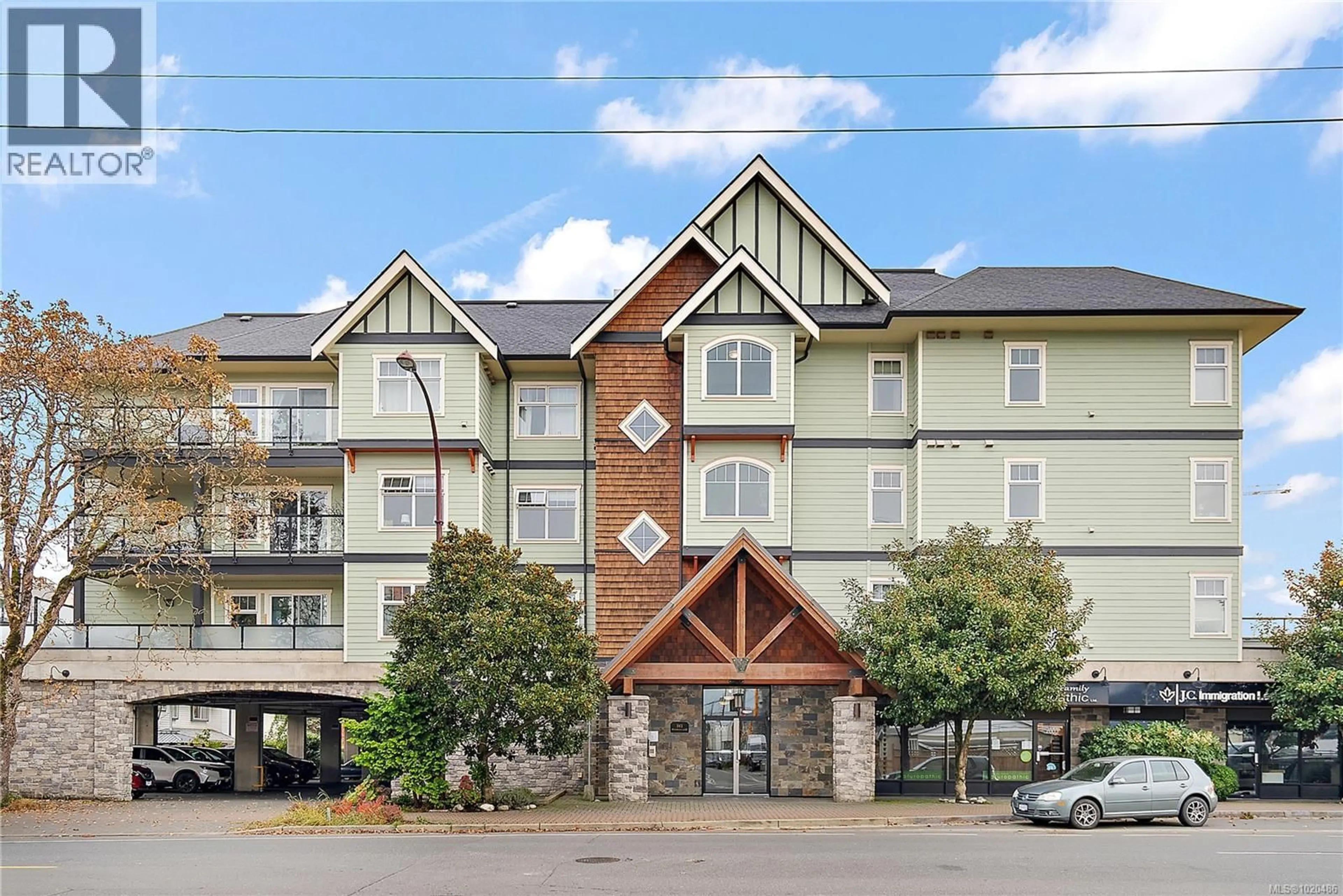 Patio, mountain view for 407 - 2881 PEATT ROAD, Langford British Columbia V9B3V7