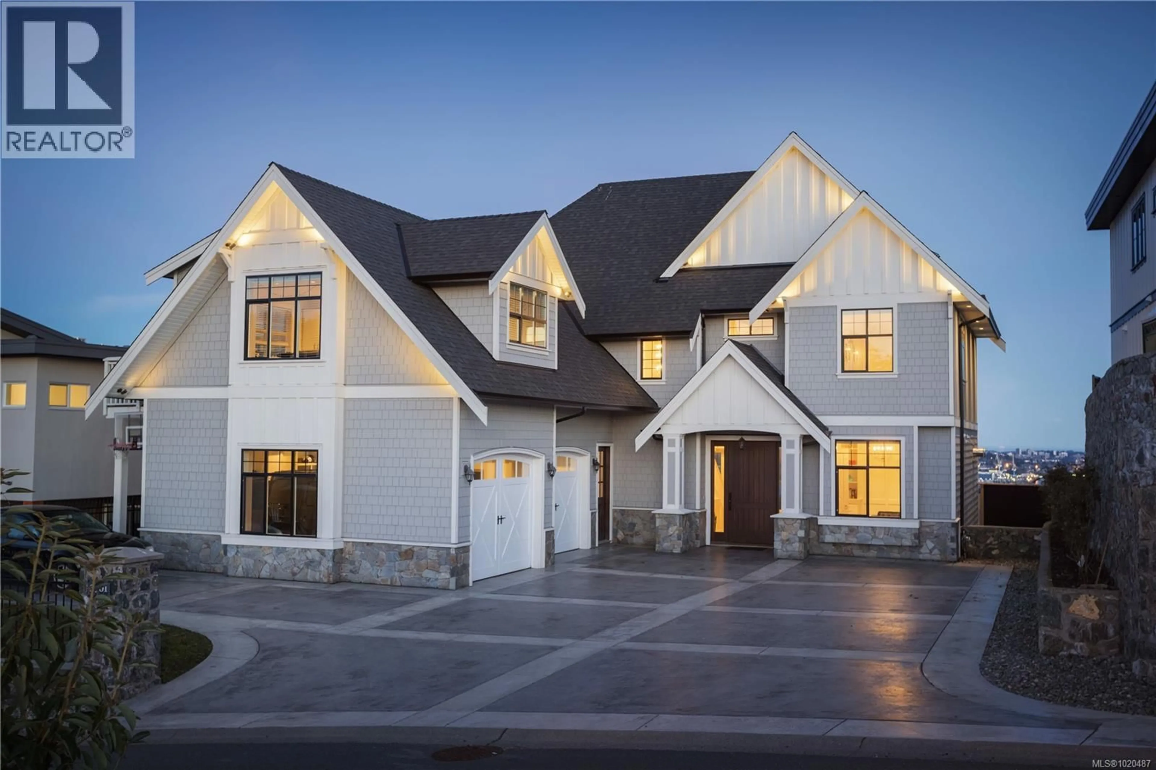 Home with vinyl exterior material, street for 2701 GOLDSTONE HEIGHTS, Langford British Columbia V9B0A9