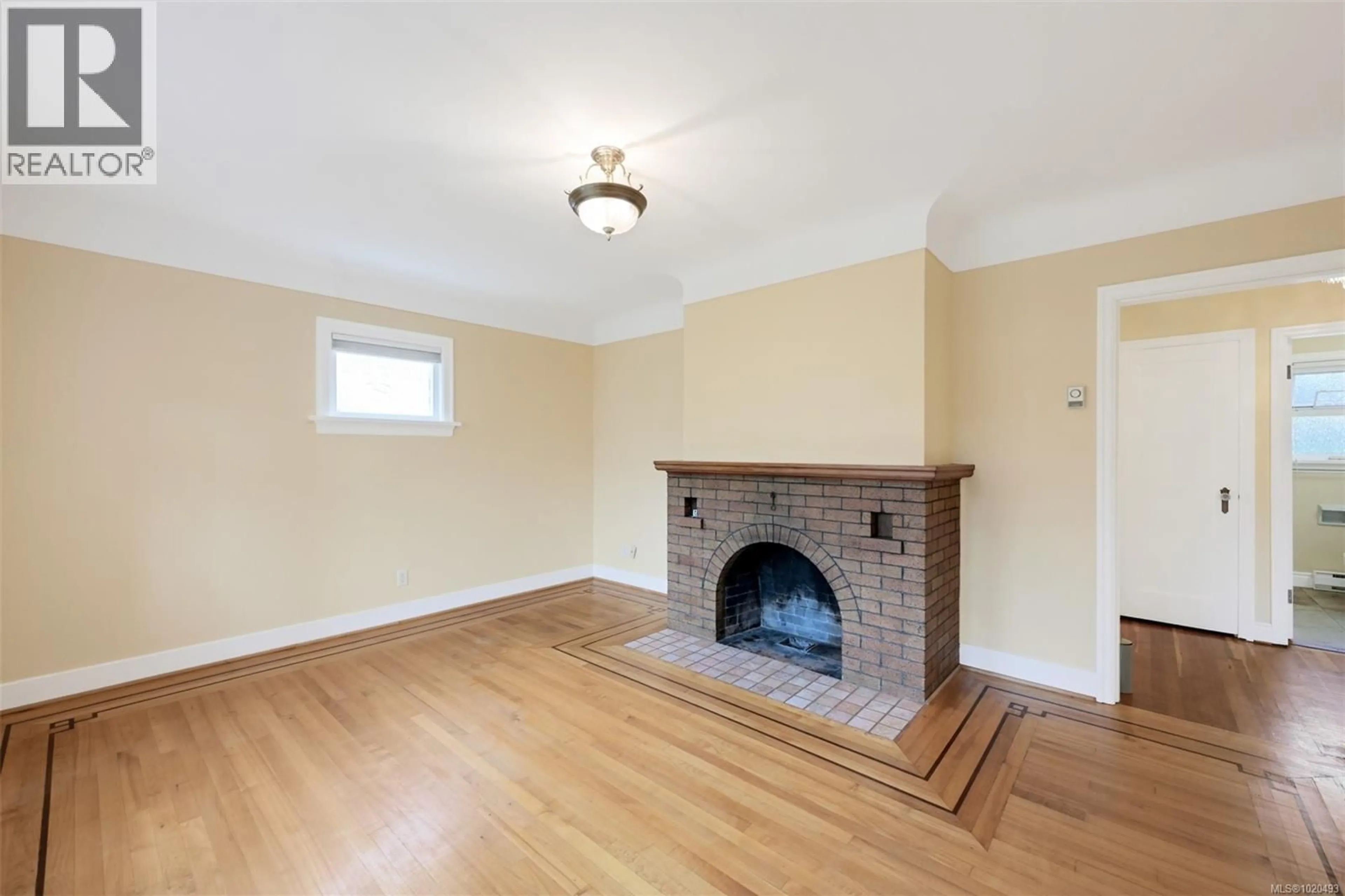 A pic of a room for 3312 KINGSLEY STREET, Saanich British Columbia V8P4J9