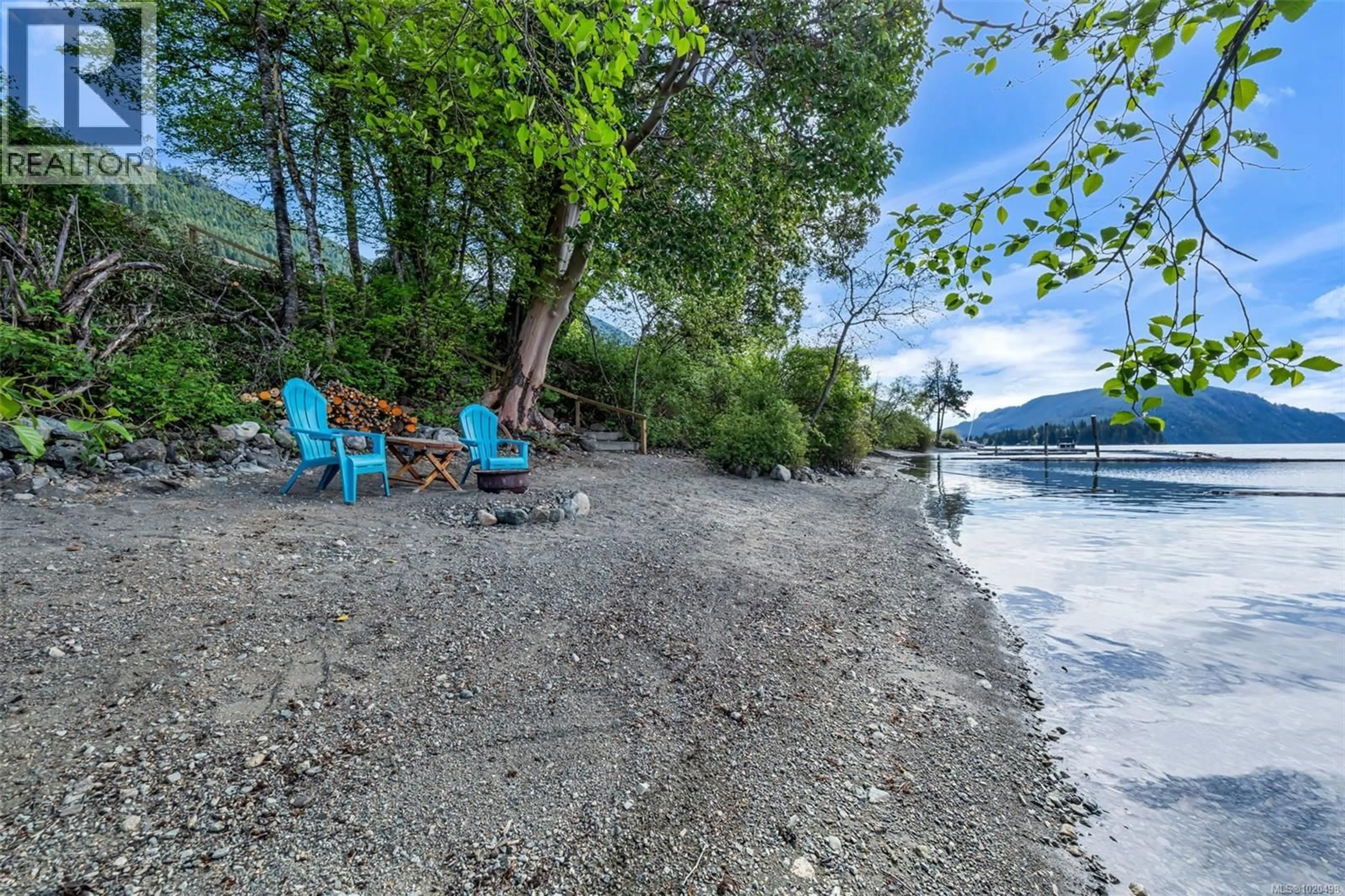 Patio, water/lake/river/ocean view for 10684 ALDER CRESCENT, Youbou British Columbia V0R3E1