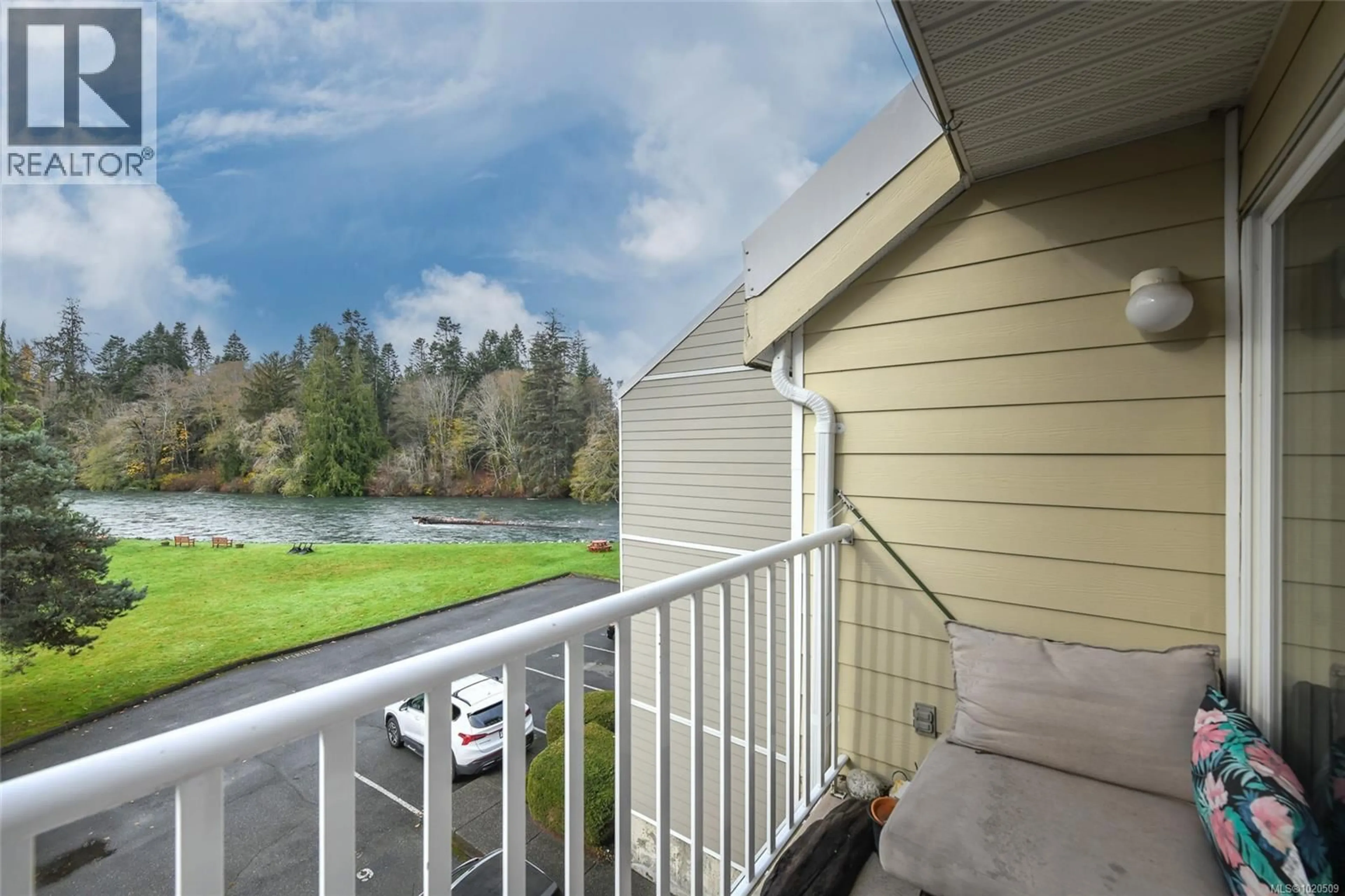 Balcony in the apartment, water/lake/river/ocean view for 314 - 205 1ST STREET, Courtenay British Columbia V9N1A5