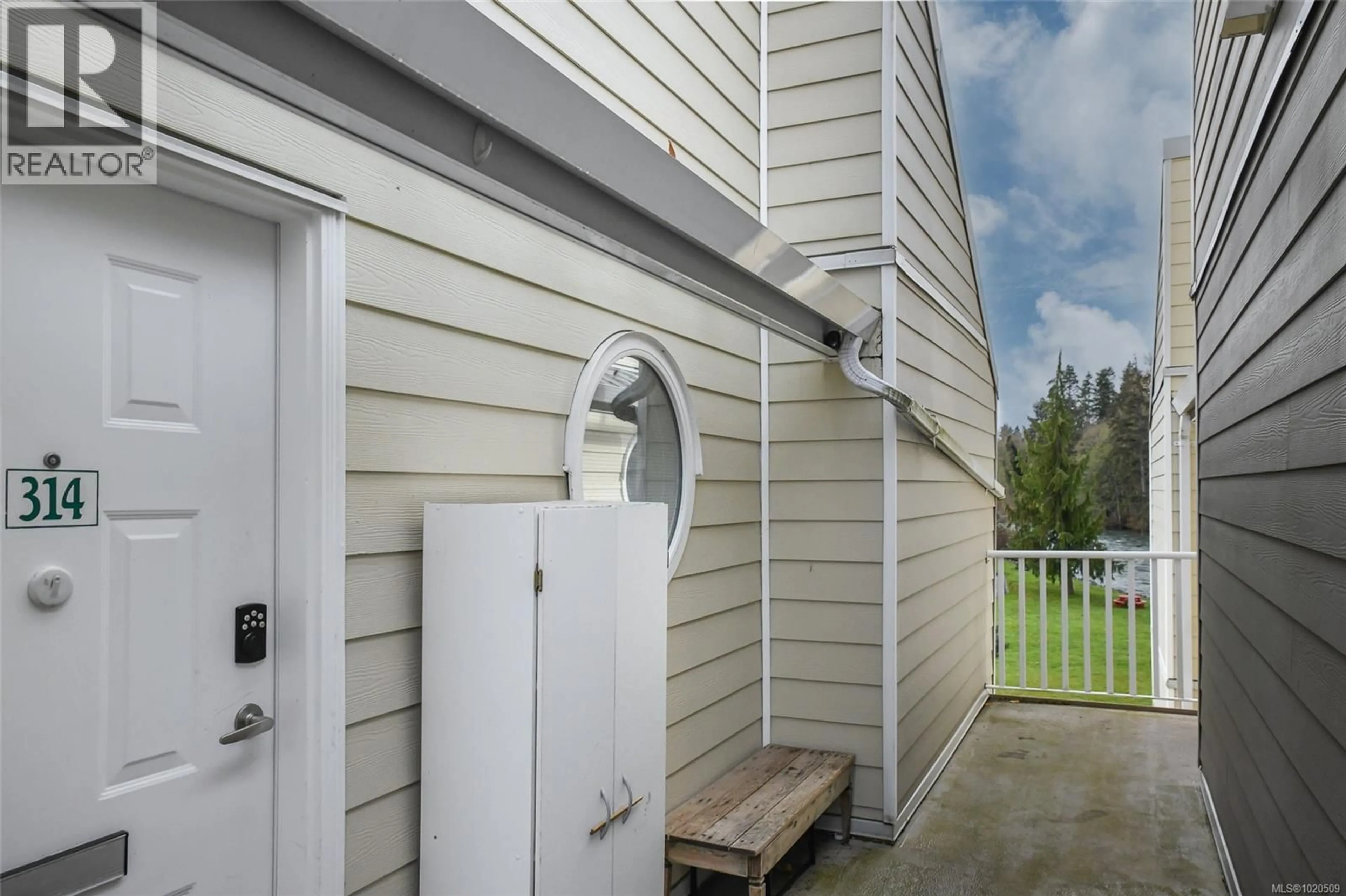 Unknown for 314 - 205 1ST STREET, Courtenay British Columbia V9N1A5