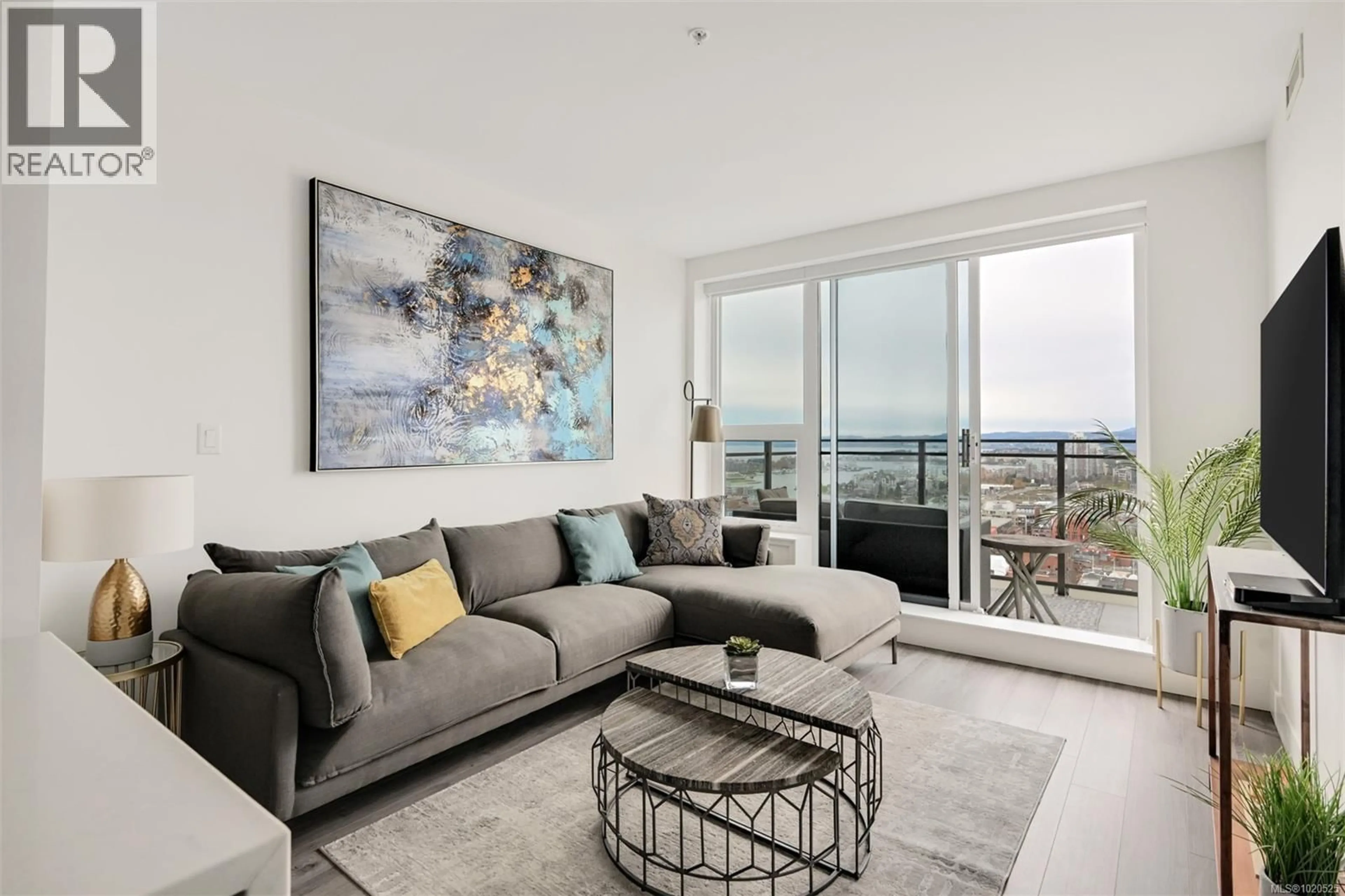 Living room with furniture, unknown for 2002 - 777 HERALD STREET, Victoria British Columbia V8T0C7