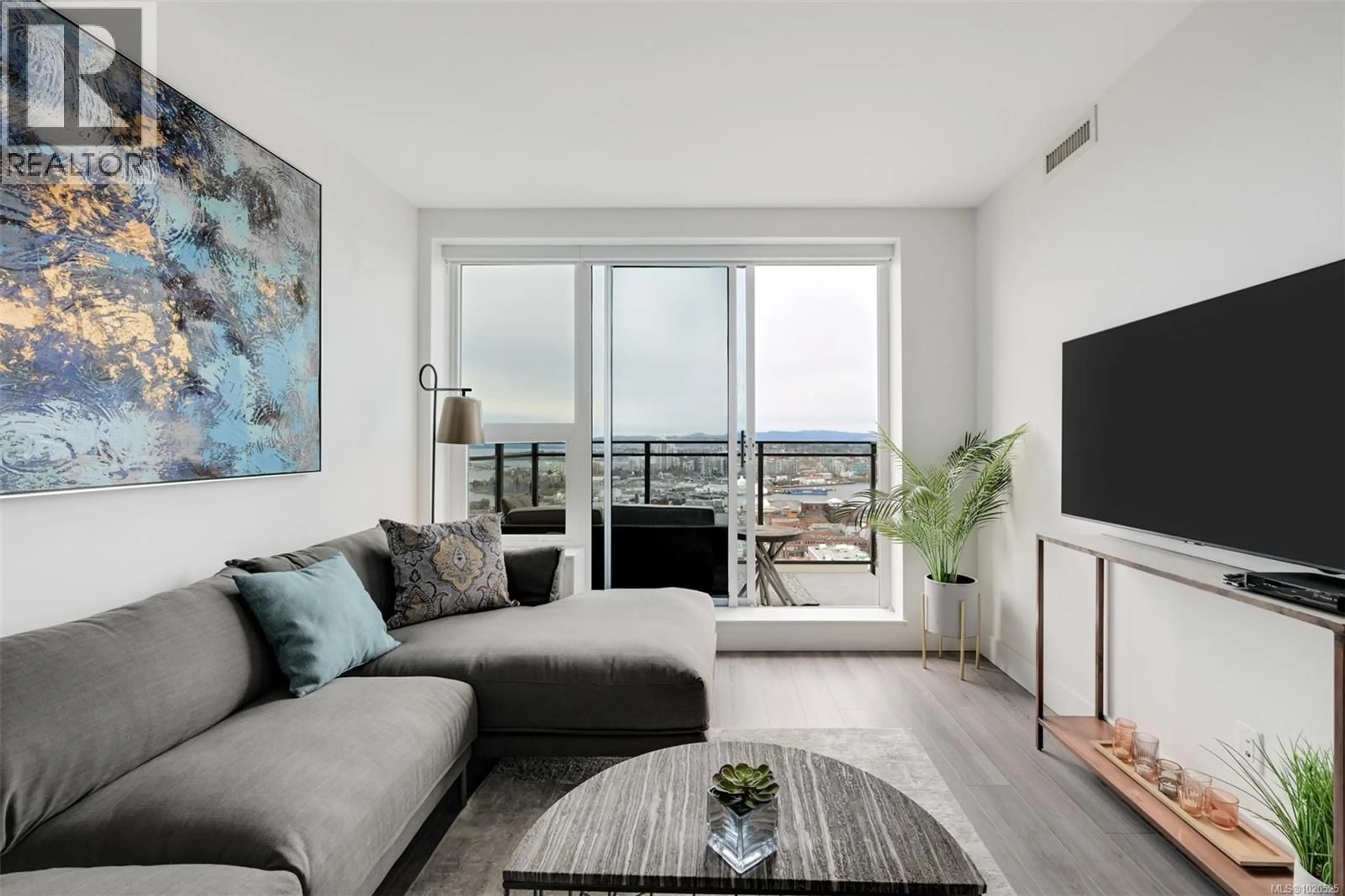 Living room with furniture, unknown for 2002 - 777 HERALD STREET, Victoria British Columbia V8T0C7