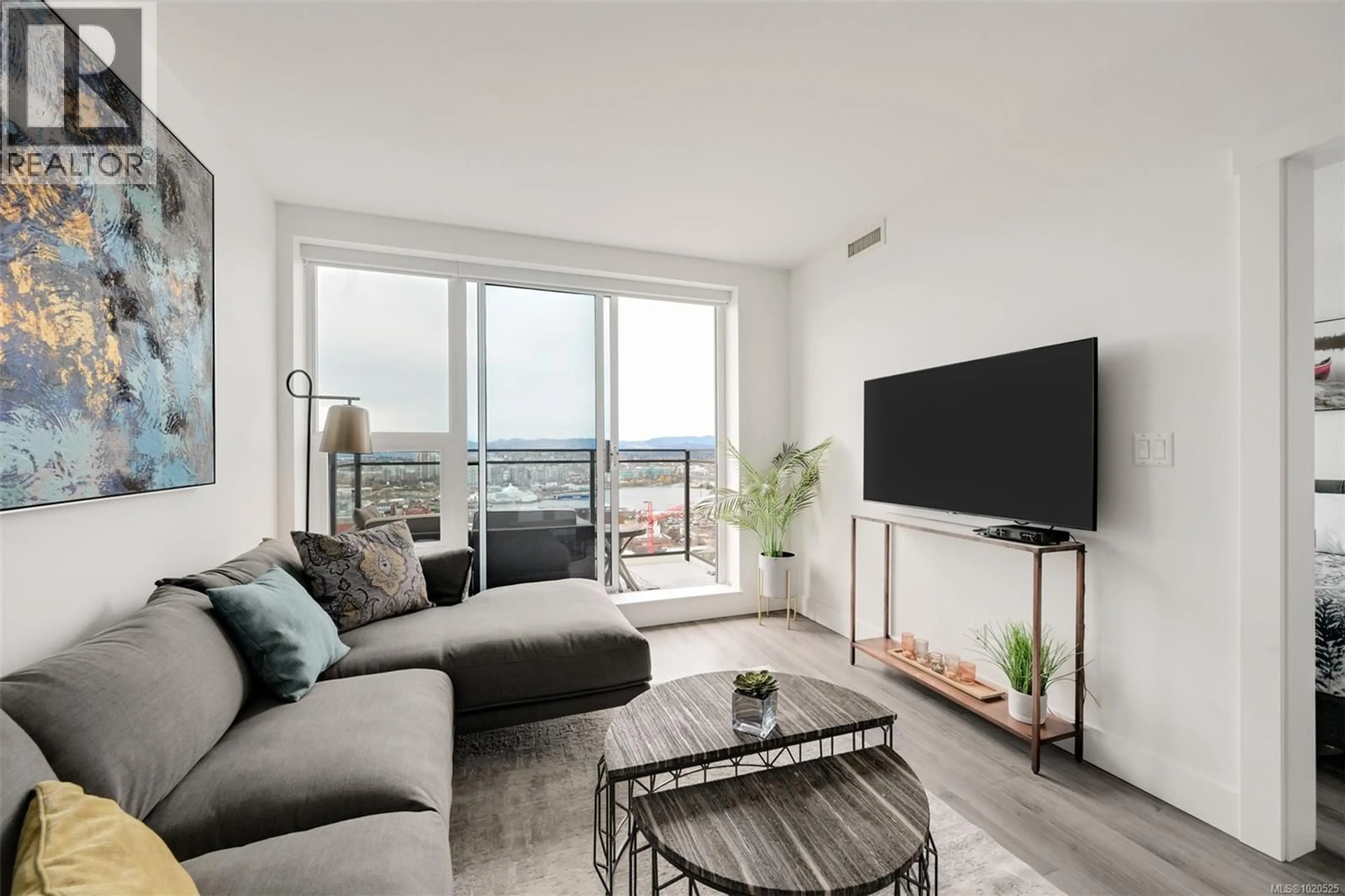 Living room with furniture, unknown for 2002 - 777 HERALD STREET, Victoria British Columbia V8T0C7