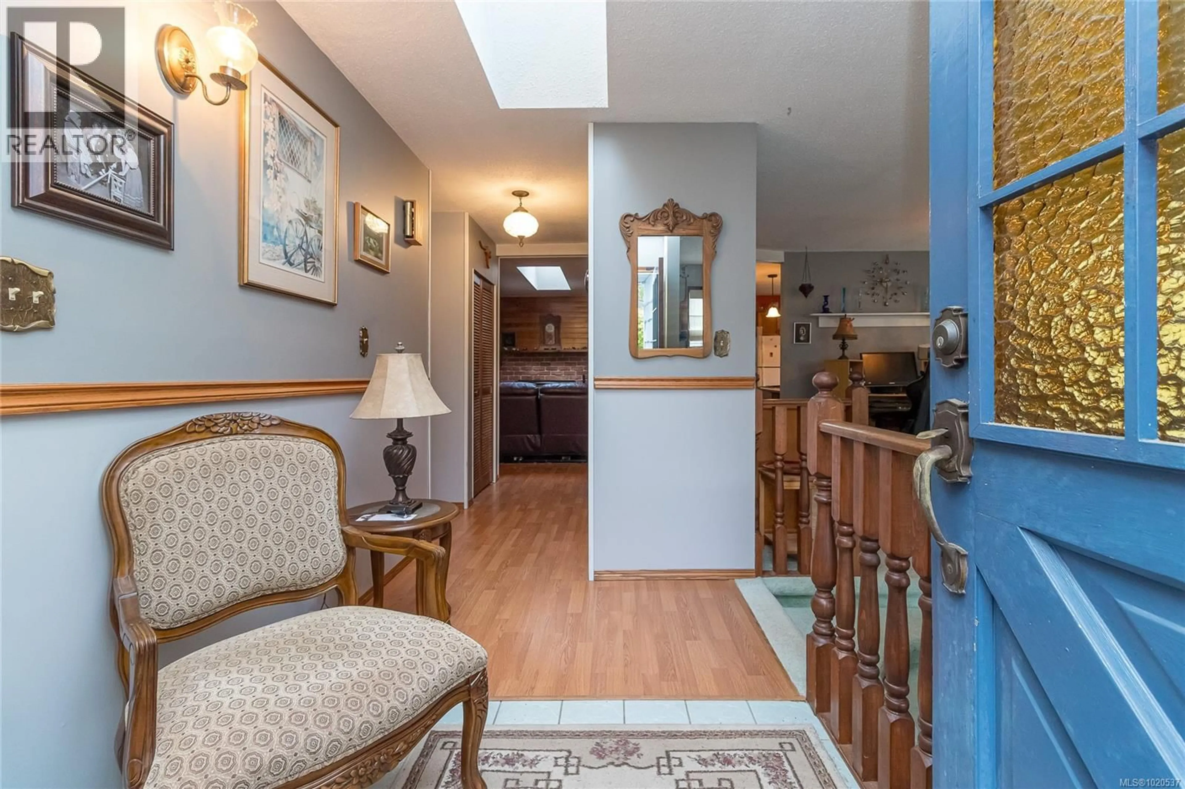 Indoor foyer for 3171 CHANNEL BOULEVARD, Chemainus British Columbia V0R1K2