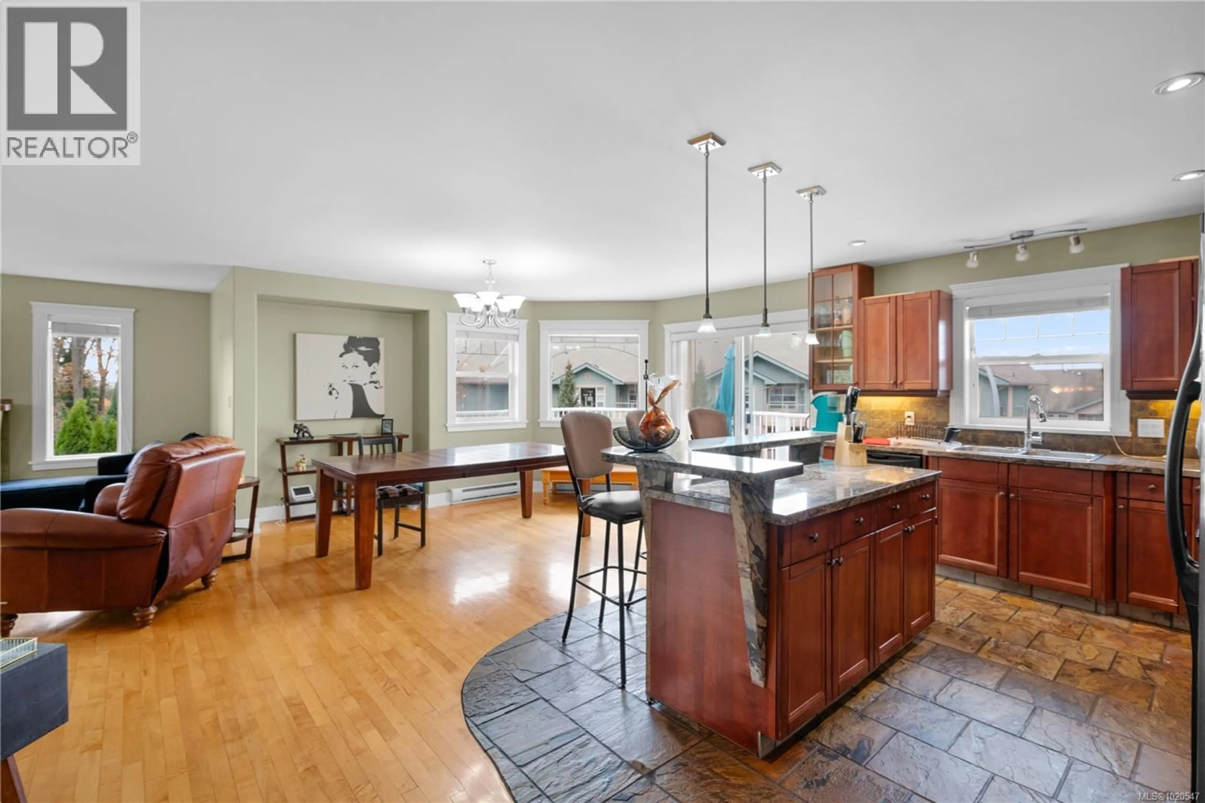 Open concept kitchen, ceramic/tile floor for 4012 RAINBOW STREET, Saanich British Columbia V8X2A8