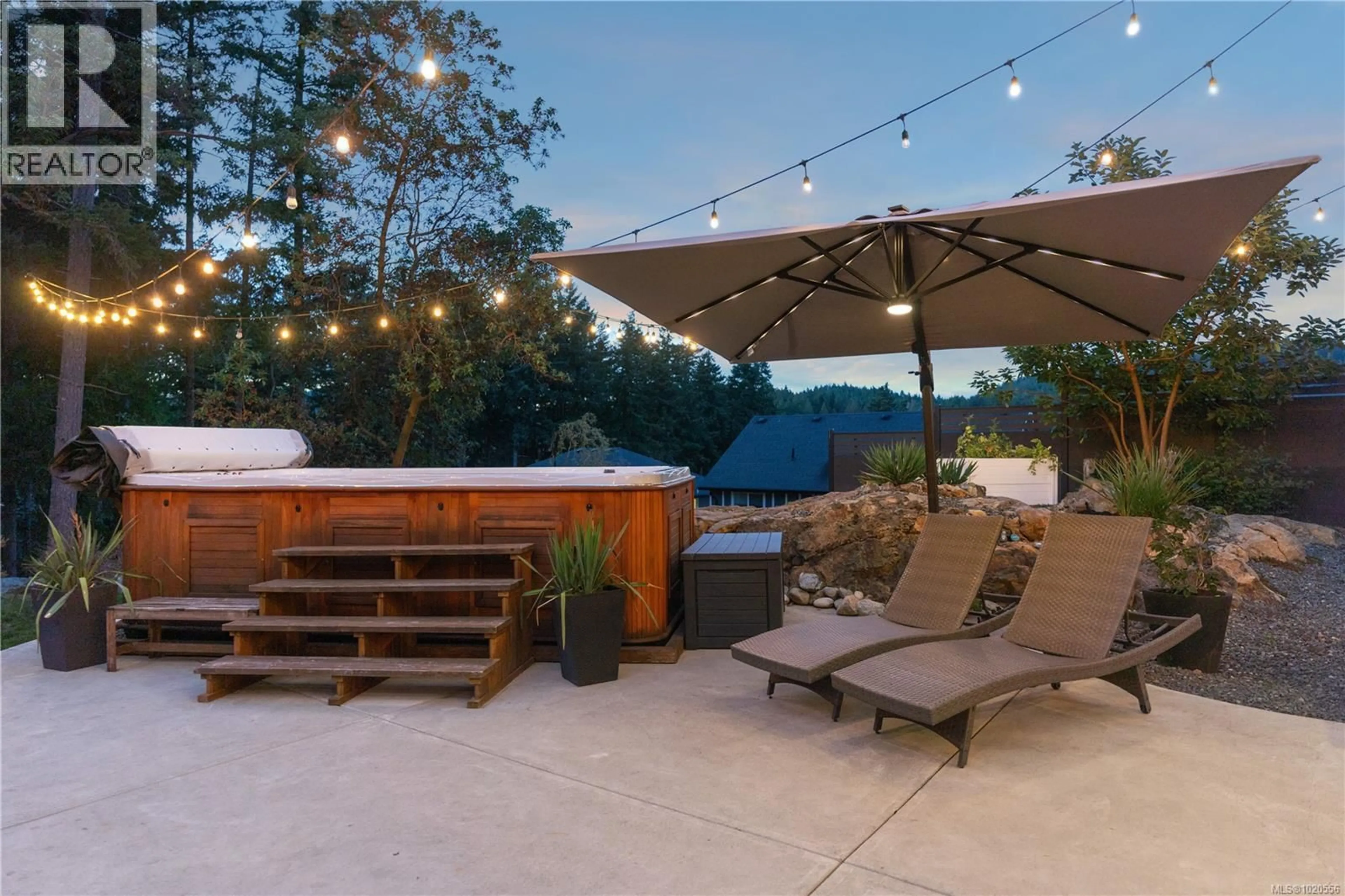 Patio, mountain view for 922 GREYSTONE PLACE, Langford British Columbia V9C0N8