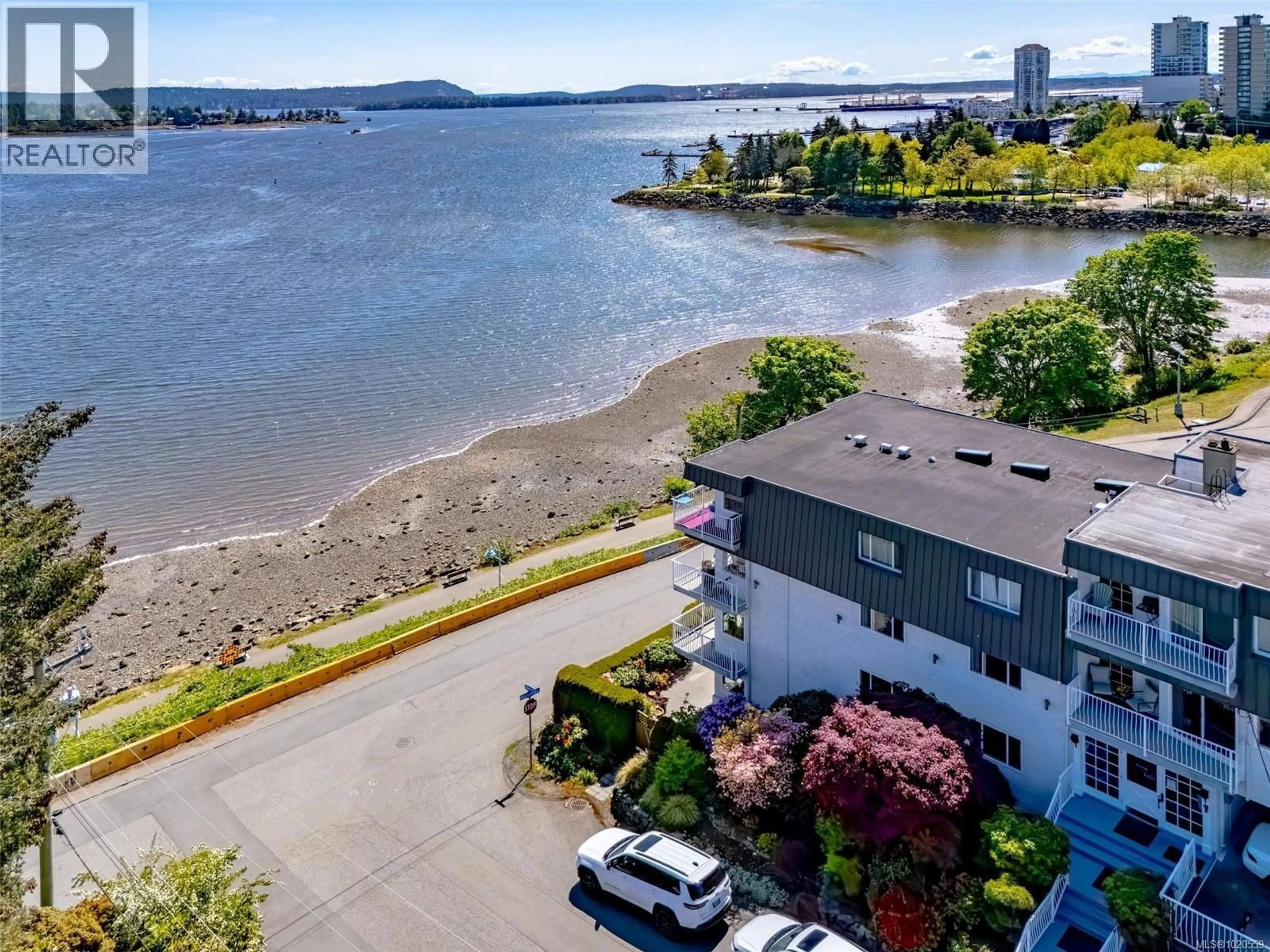 A pic from outside/outdoor area/front of a property/back of a property/a pic from drone, water/lake/river/ocean view for 402 - 55 DAWES STREET, Nanaimo British Columbia V9S1A2