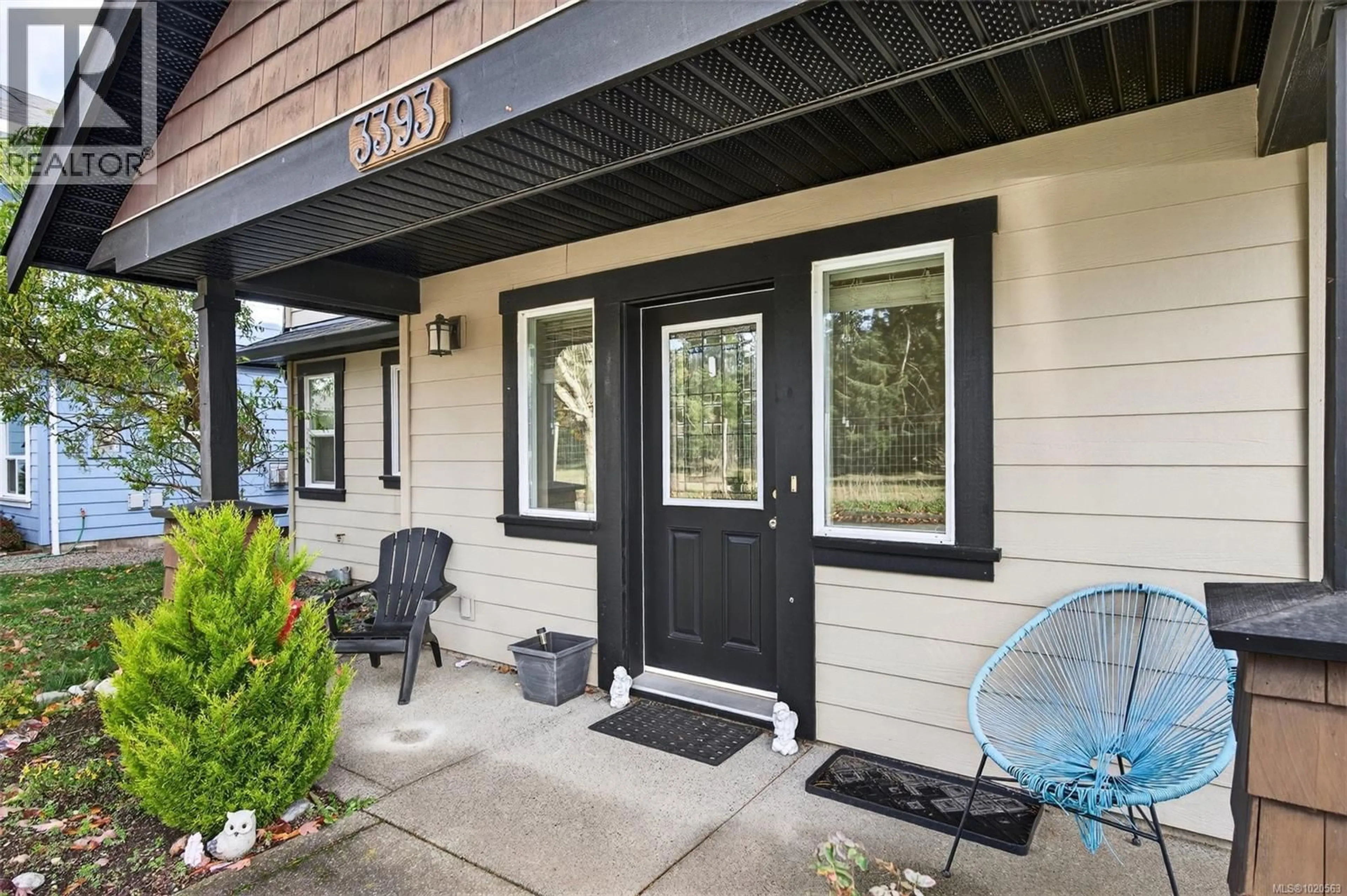 Indoor entryway for 3393 PIPER ROAD, Langford British Columbia V9C0G9