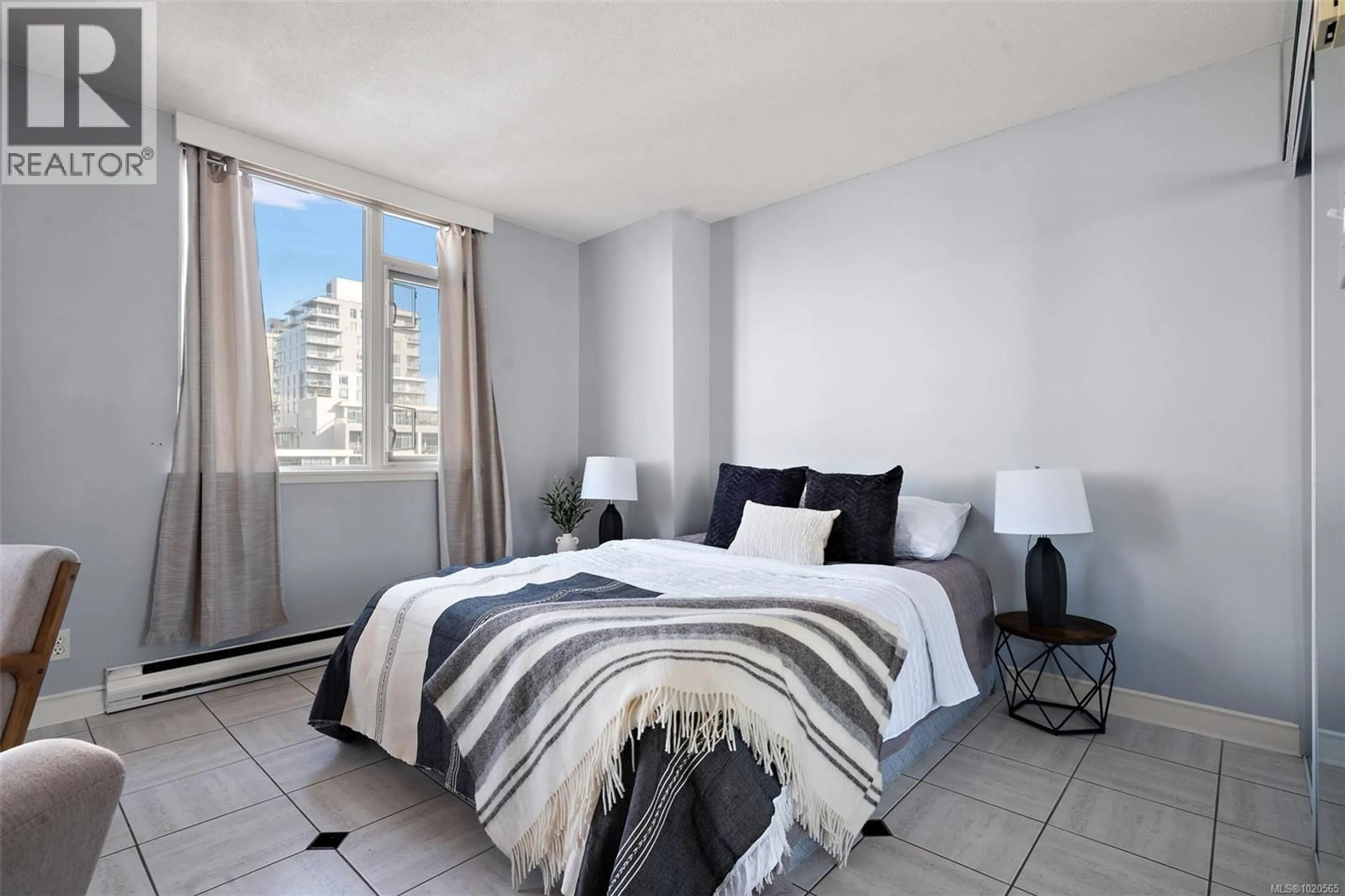 Bedroom with bed, unknown for 1009 - 835 VIEW STREET, Victoria British Columbia V8W3W8