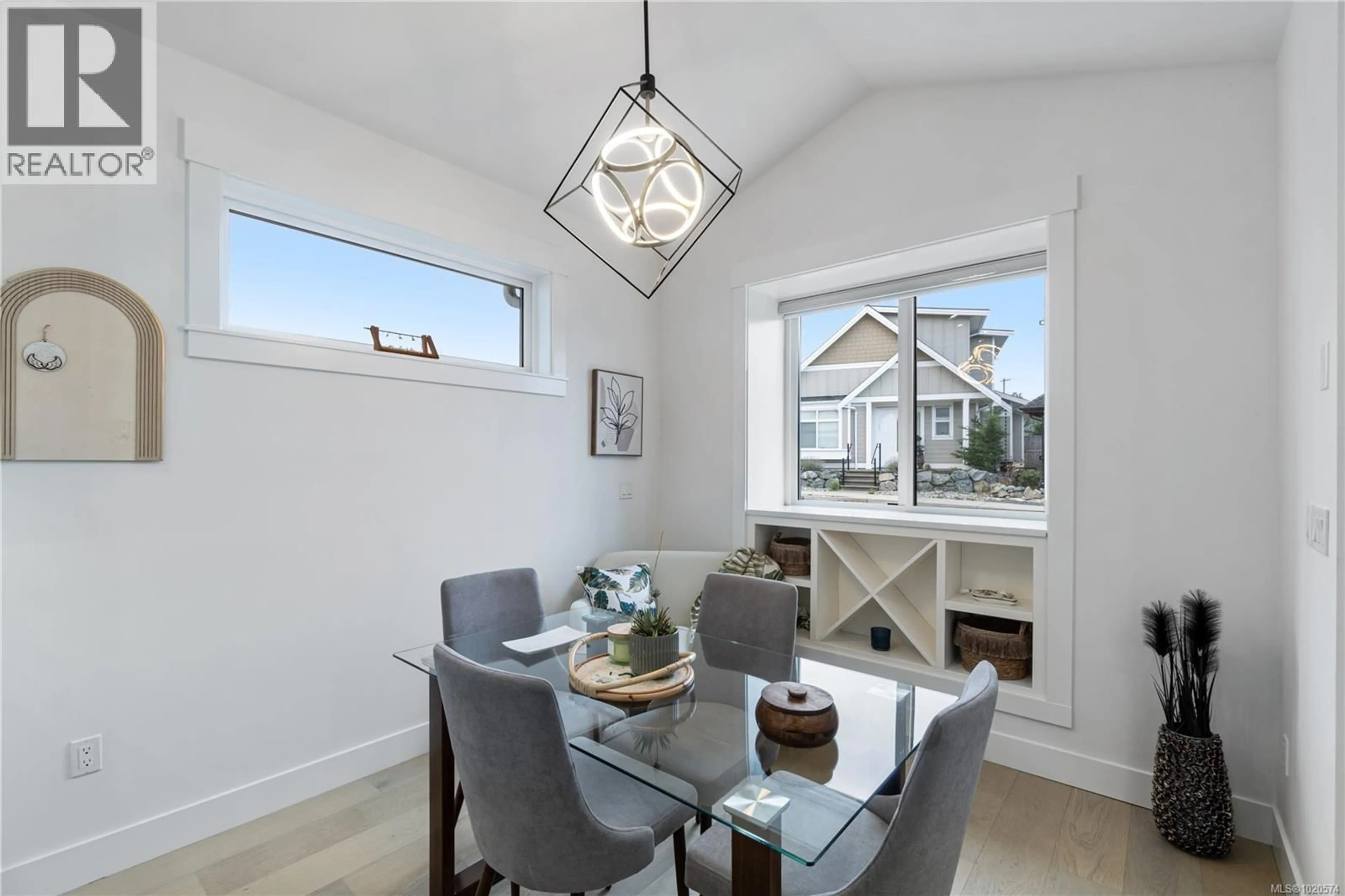 Dining room, unknown for 682 BRIARWOOD DRIVE, Parksville British Columbia V9P0G5