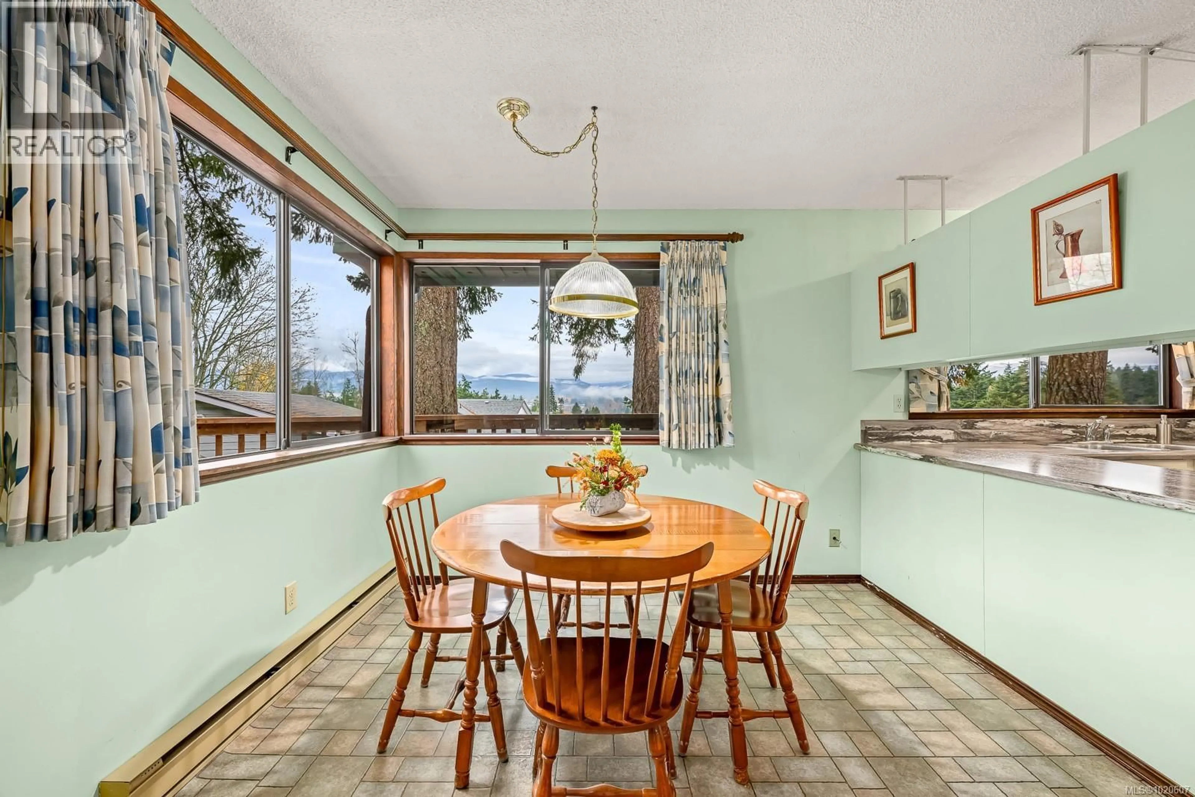 Dining room, unknown for 401 PANORAMA CRESCENT, Courtenay British Columbia V9N6Y7