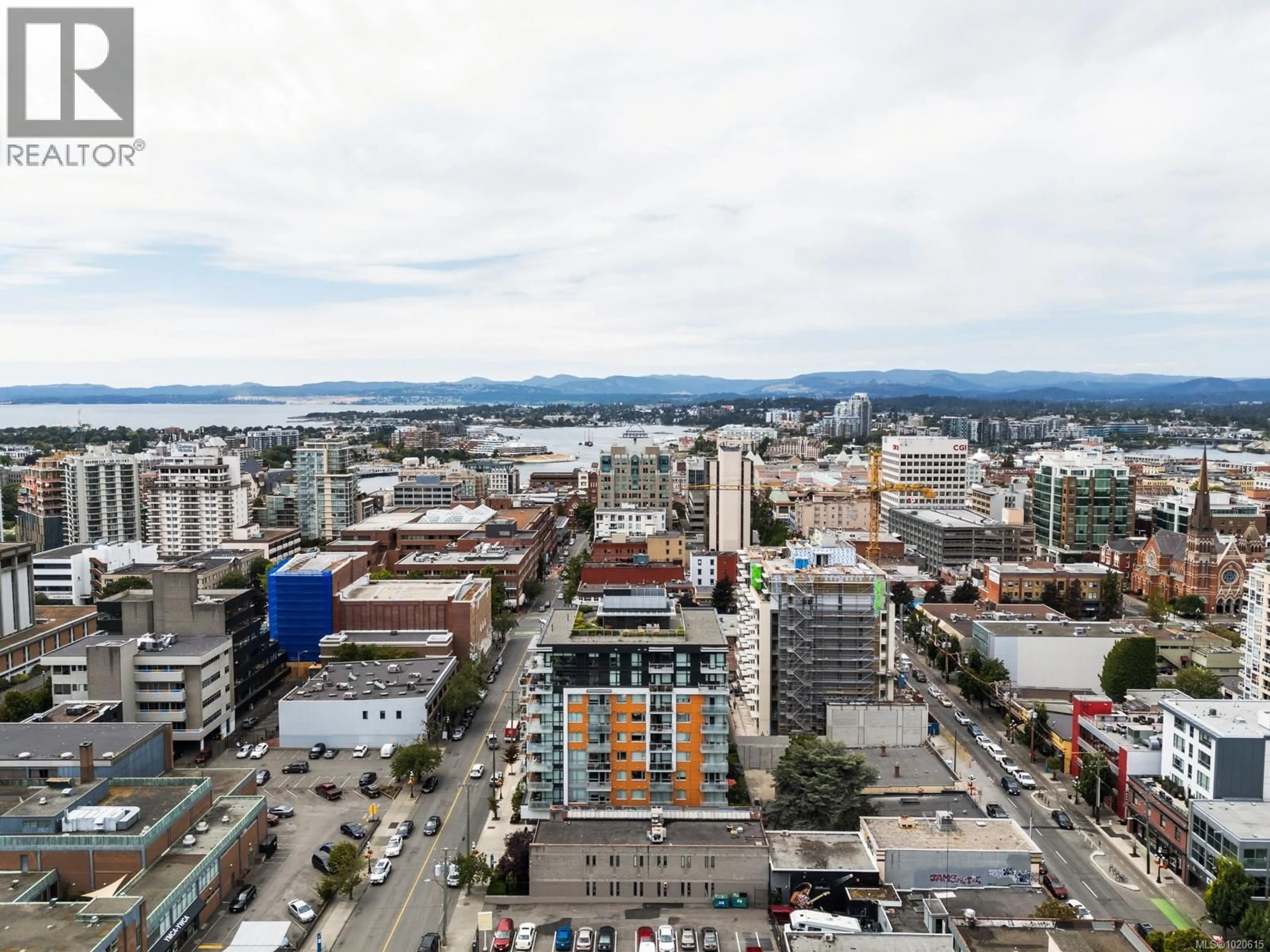 A pic from outside/outdoor area/front of a property/back of a property/a pic from drone, city buildings view from balcony for 904 - 838 BROUGHTON STREET, Victoria British Columbia V8W1E4