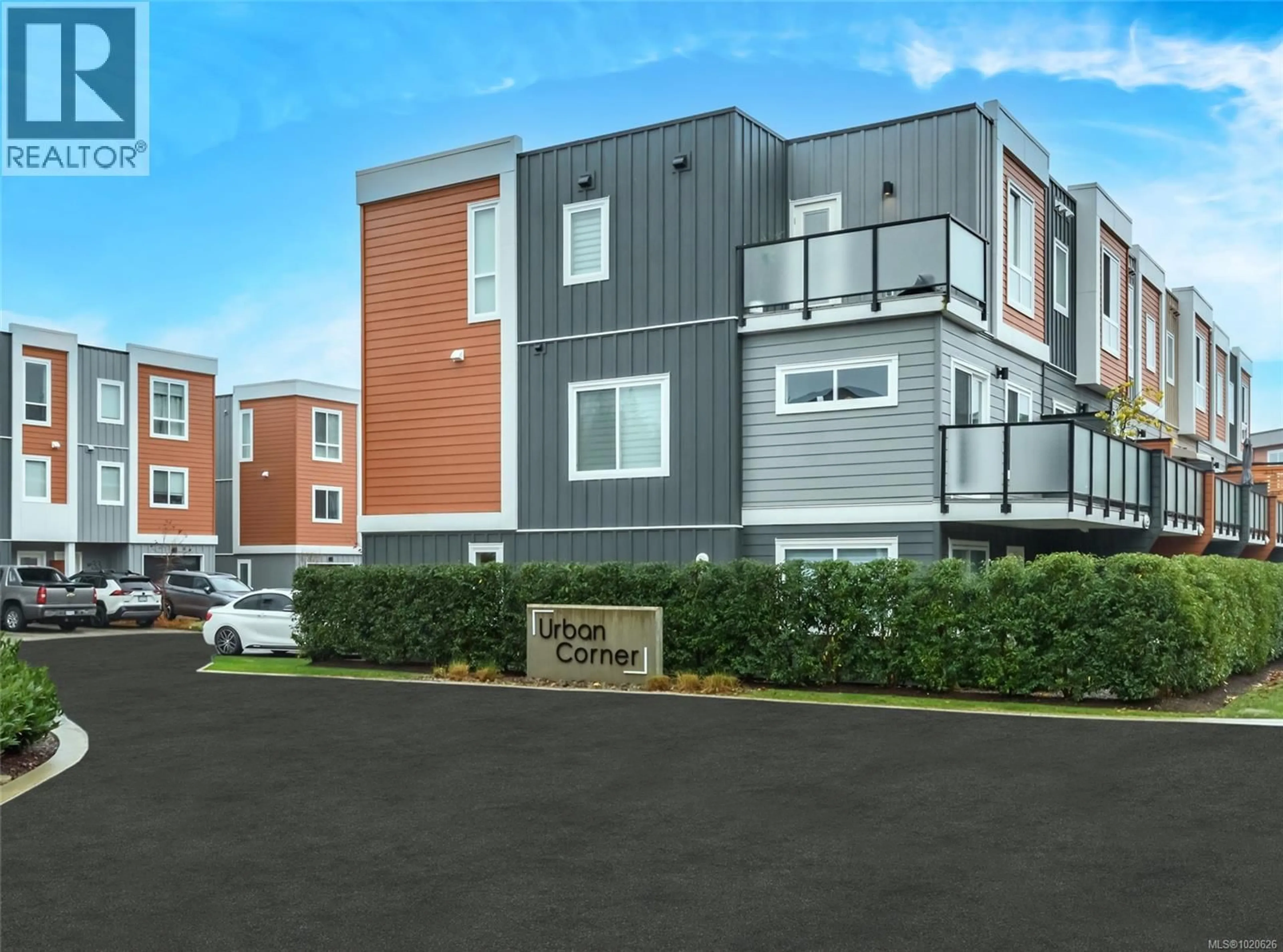 Home with vinyl exterior material, street for 34 - 2310 GUTHRIE ROAD, Comox British Columbia V9M0C6