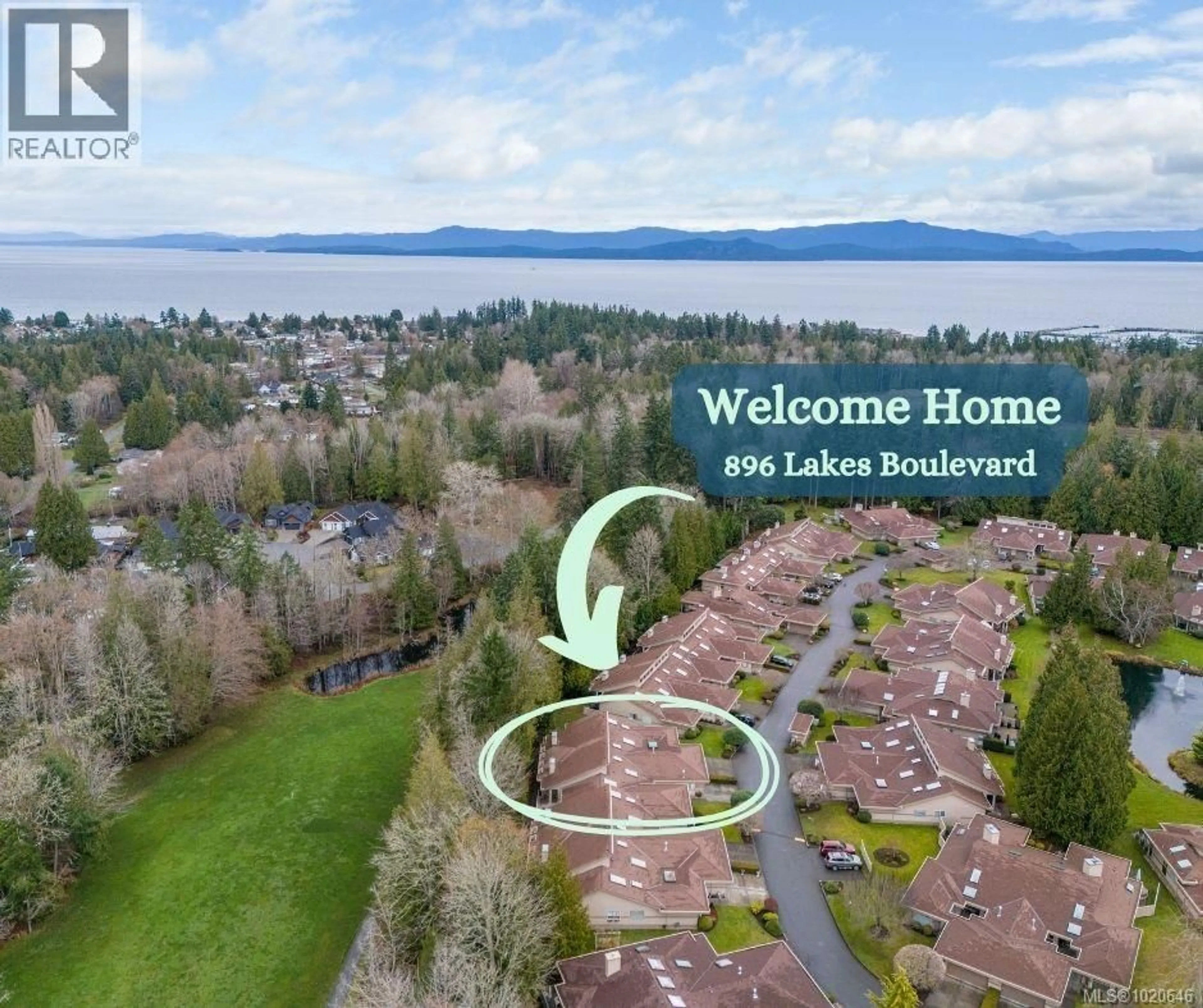 A pic from outside/outdoor area/front of a property/back of a property/a pic from drone, water/lake/river/ocean view for 896 LAKES BOULEVARD, Parksville British Columbia V9P2P8
