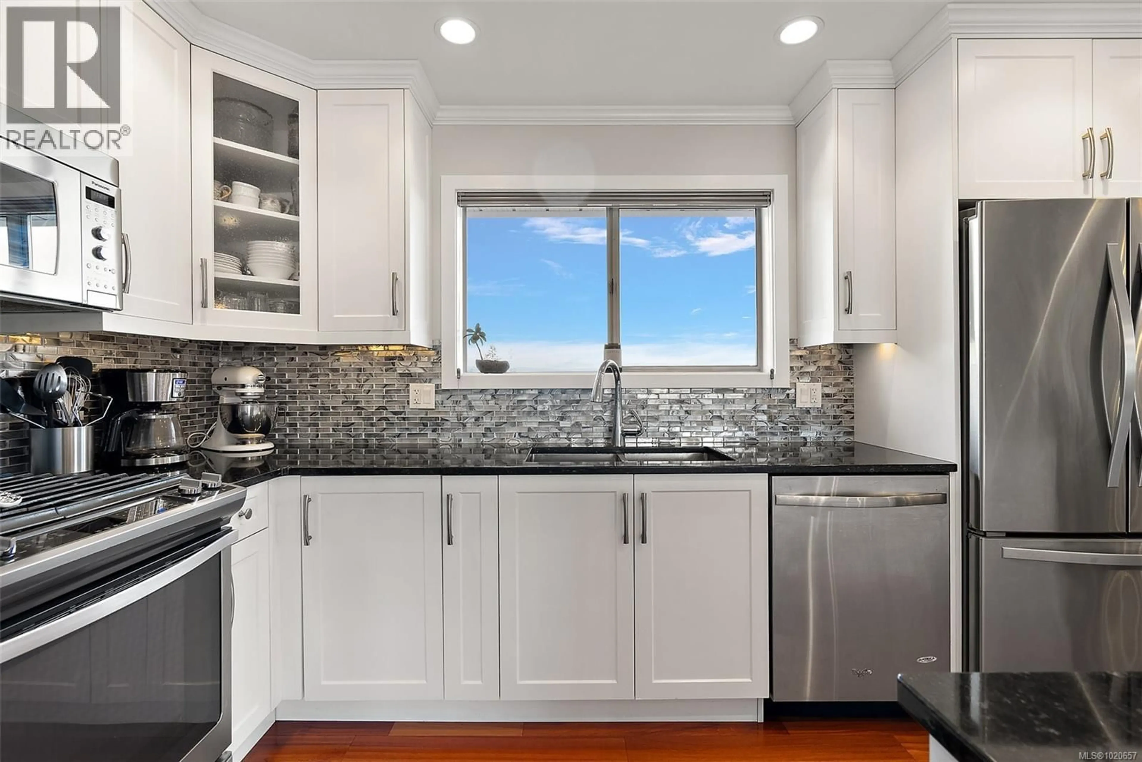 Contemporary kitchen, ceramic/tile floor for 2518 MONTE VISTA PLACE, Central Saanich British Columbia V8Z6Y3