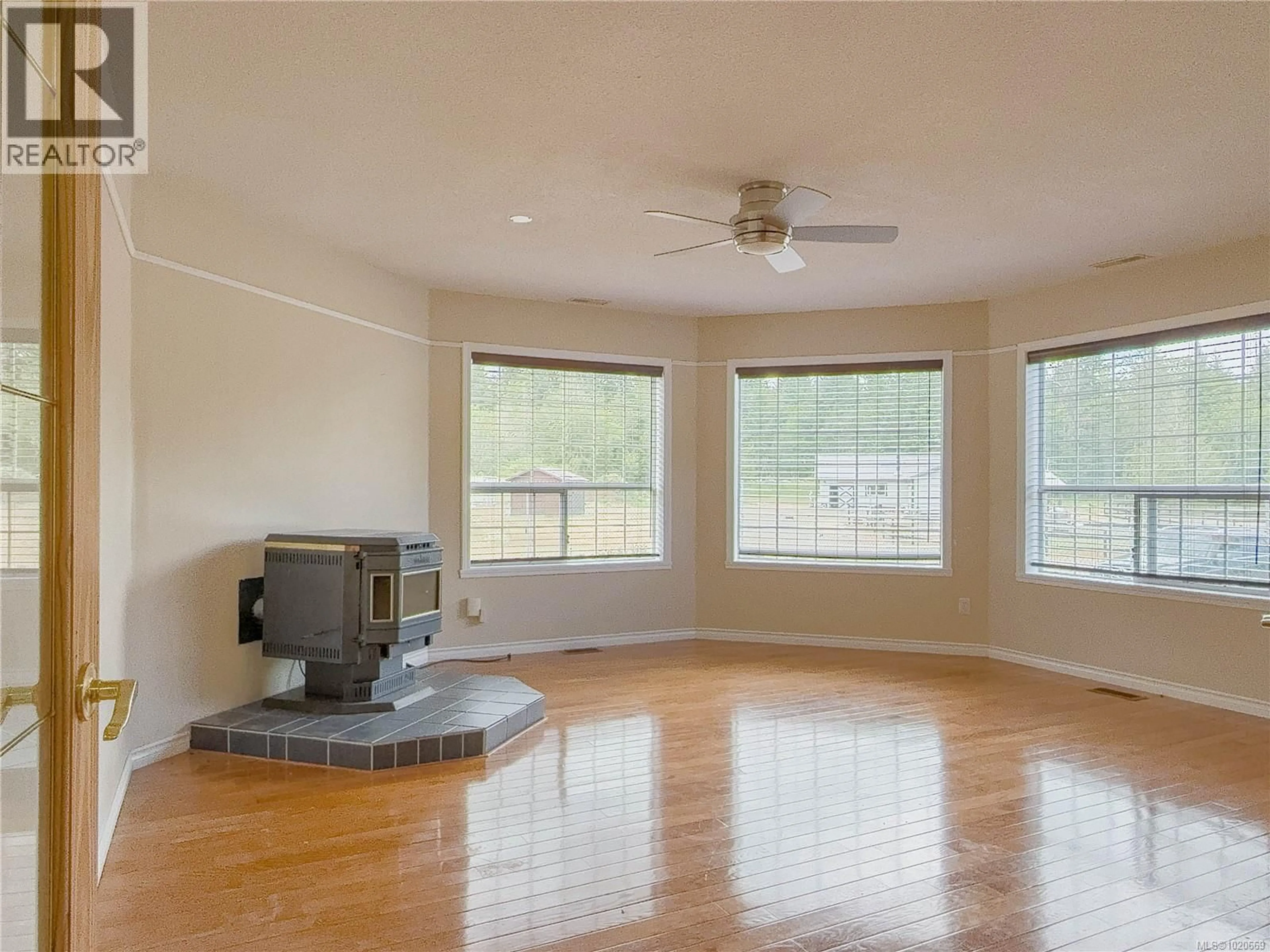 A pic of a room for 2075 PARKWAY PLACE, Errington British Columbia V0R1V0