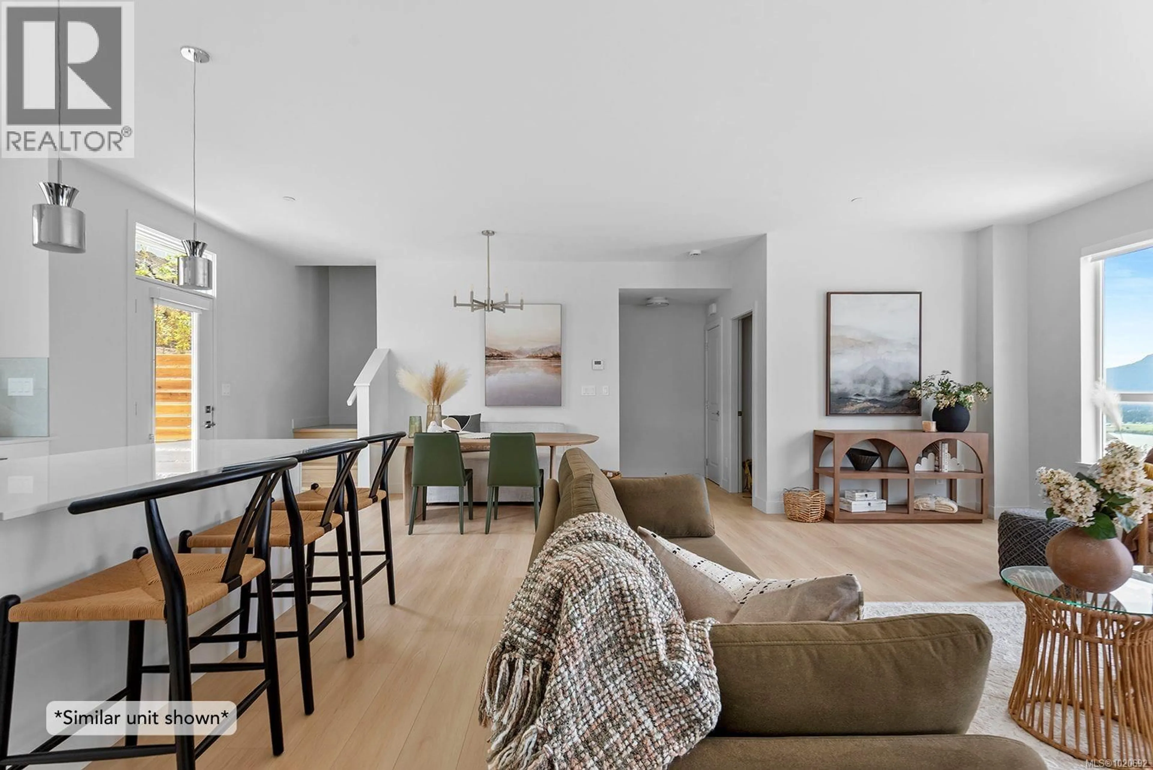 Living room with furniture, unknown for 137 - 3257 WOODRUSH DRIVE, Duncan British Columbia V9L0J9