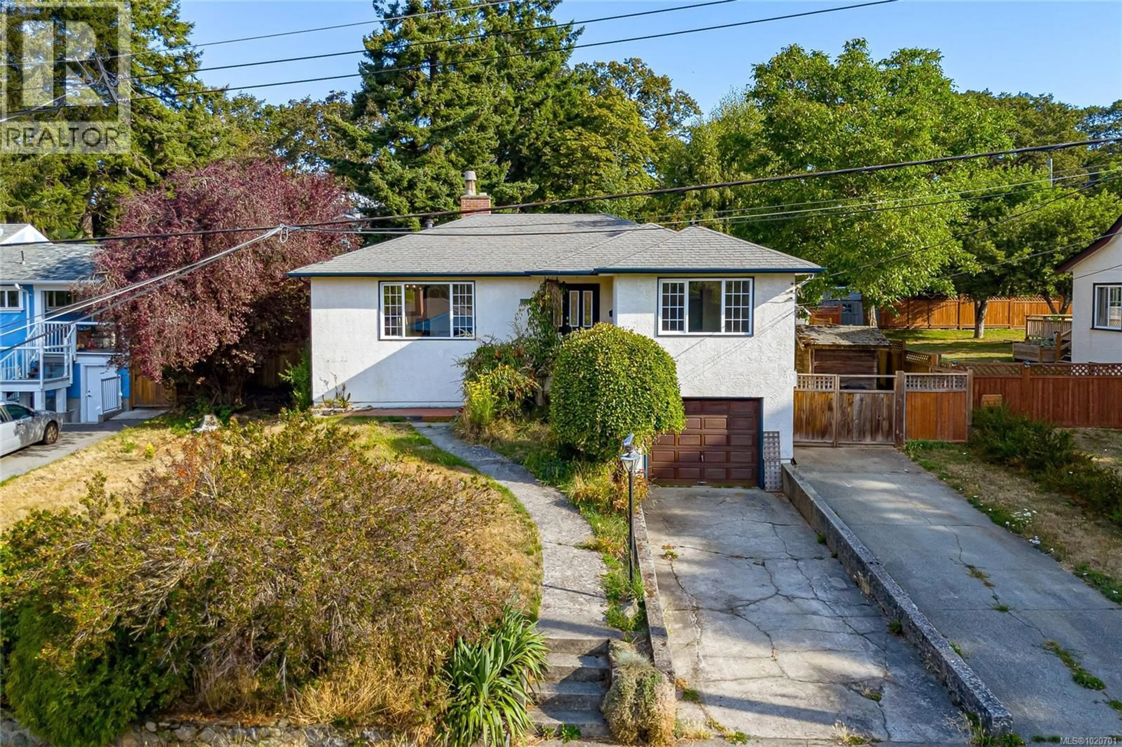 A pic from outside/outdoor area/front of a property/back of a property/a pic from drone, street for 1296 DERBY ROAD, Saanich British Columbia V8P1S7