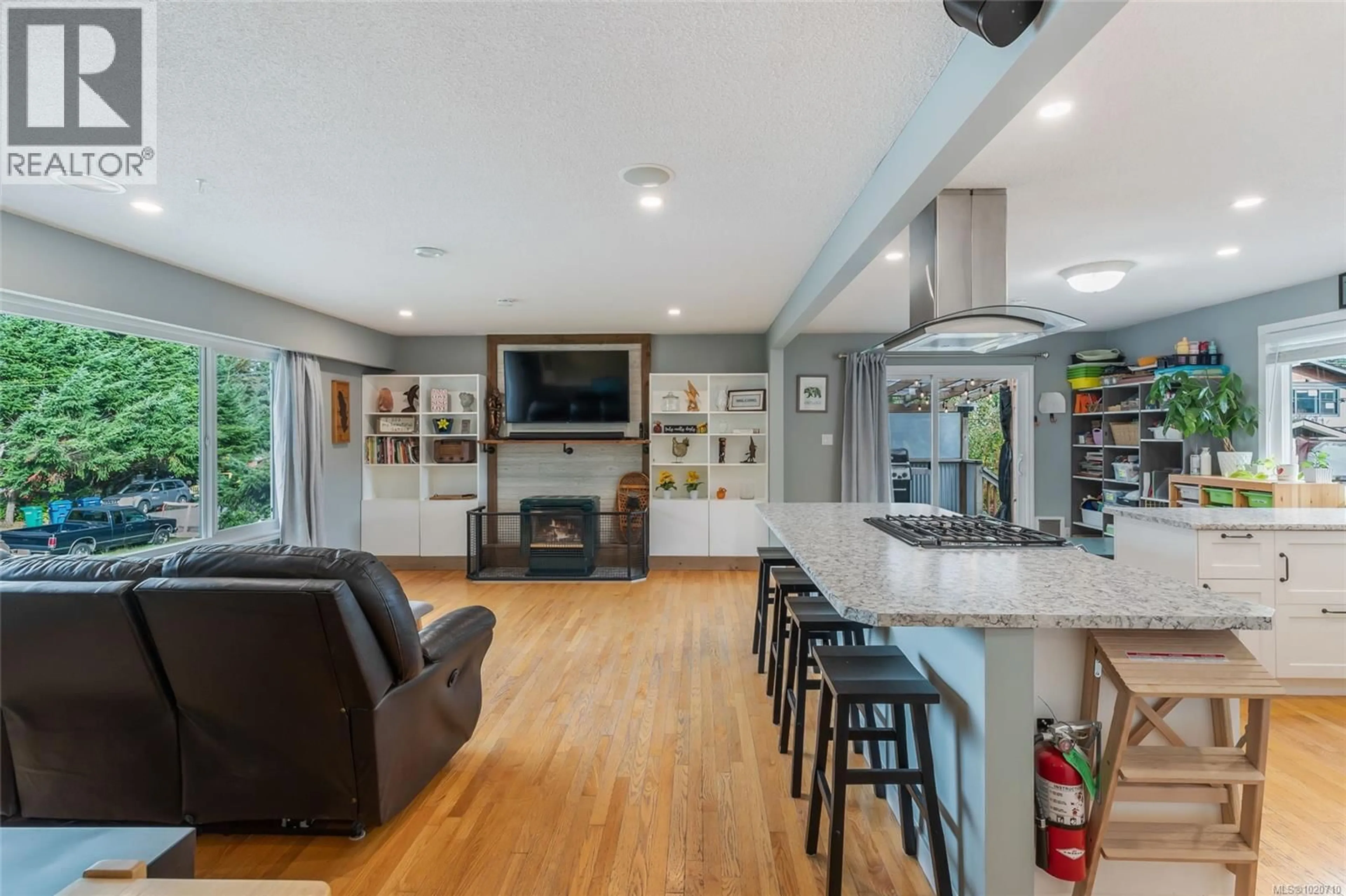 Open concept kitchen, unknown for 5523 FERNANDEZ PLACE, Nanaimo British Columbia V9T2N1