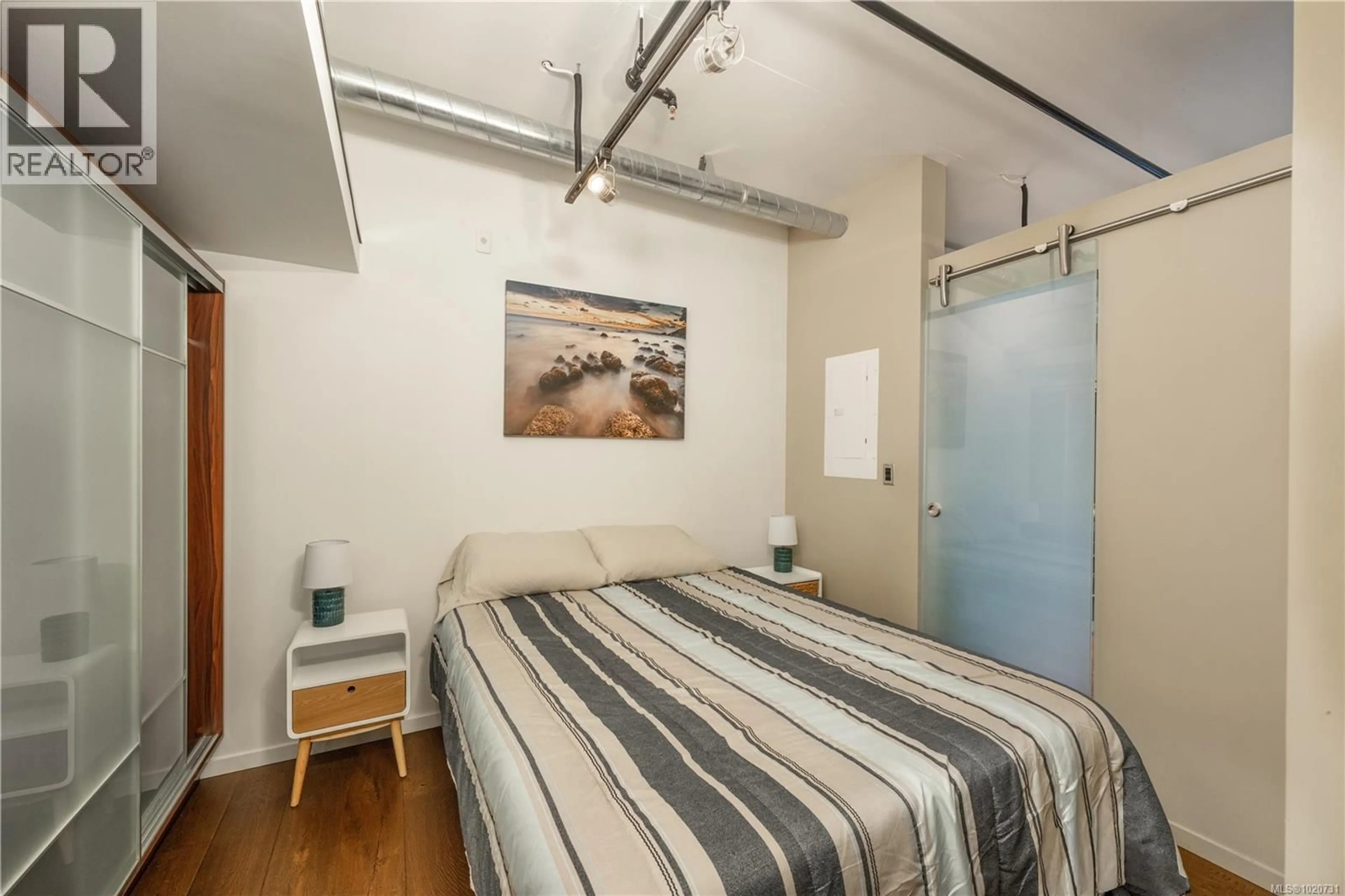 Bedroom with bed, unknown for 216 - 1029 VIEW STREET, Victoria British Columbia V8V0C9