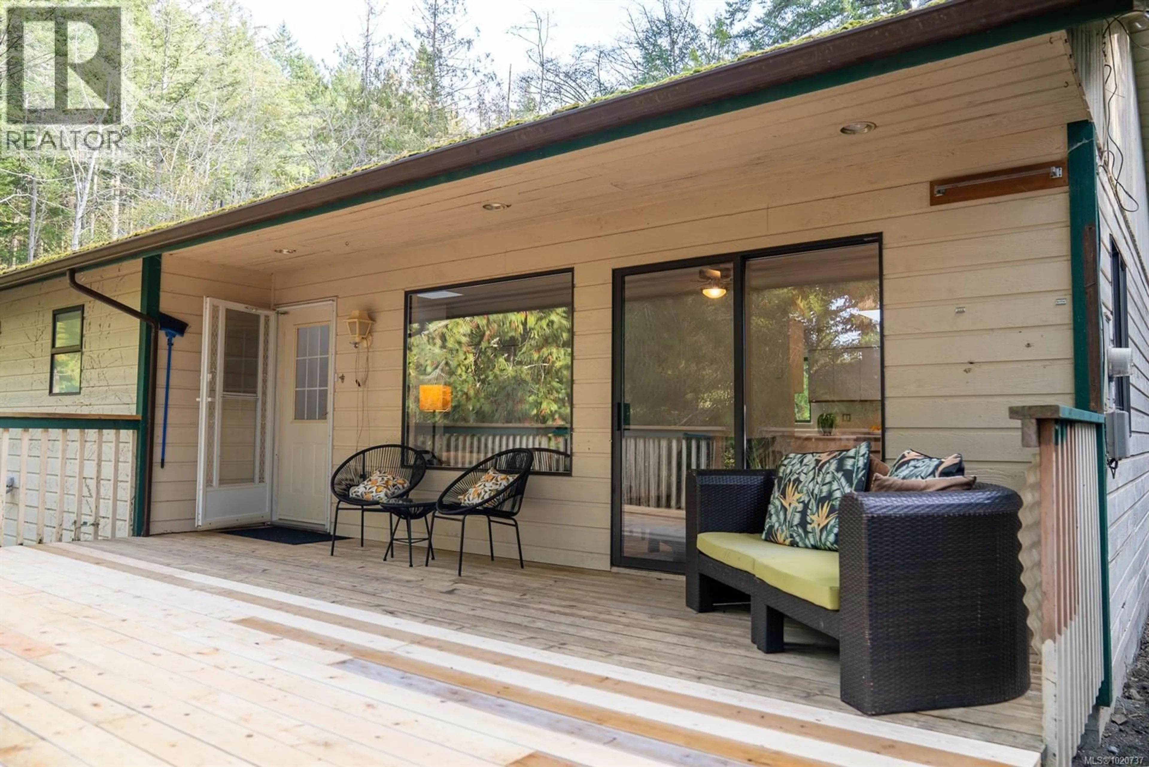 Patio, unknown for 37150 SCHOONER WAY, Pender Island British Columbia V0N2M2