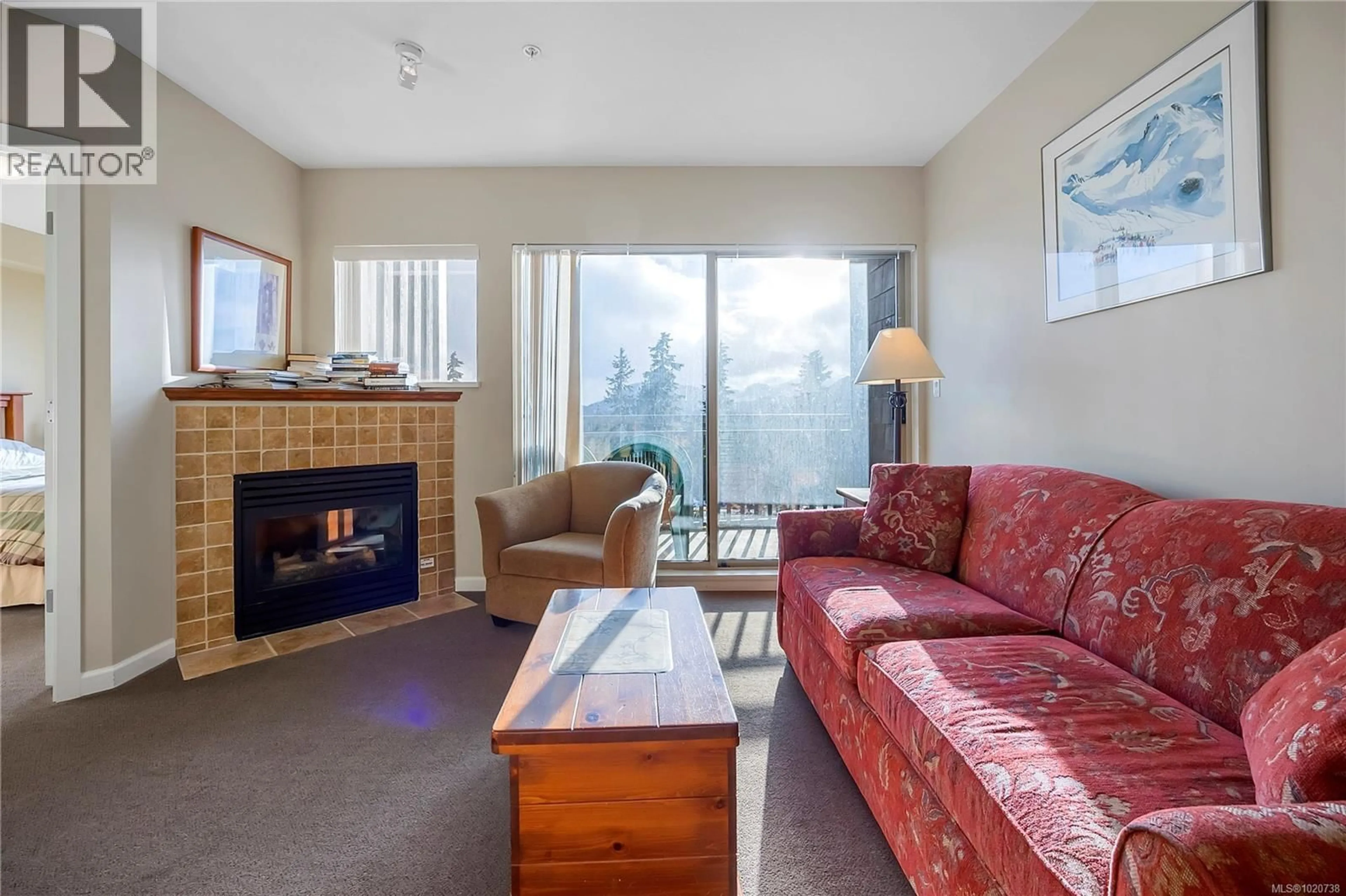 Living room with furniture, unknown for 301 - 1280 ALPINE ROAD, Courtenay British Columbia V9J1L0