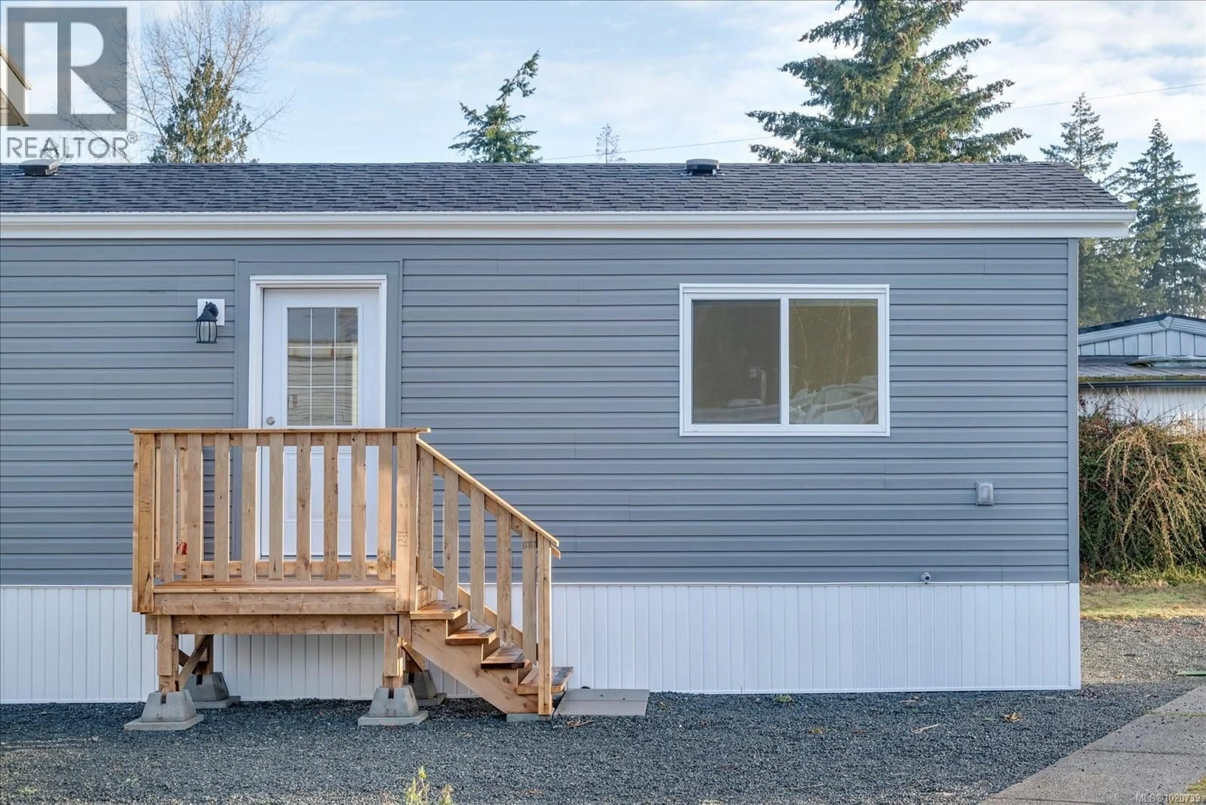 Home with vinyl exterior material, unknown for 21 - 6820 PARKLANDS PLACE, Lantzville British Columbia V0R2H0