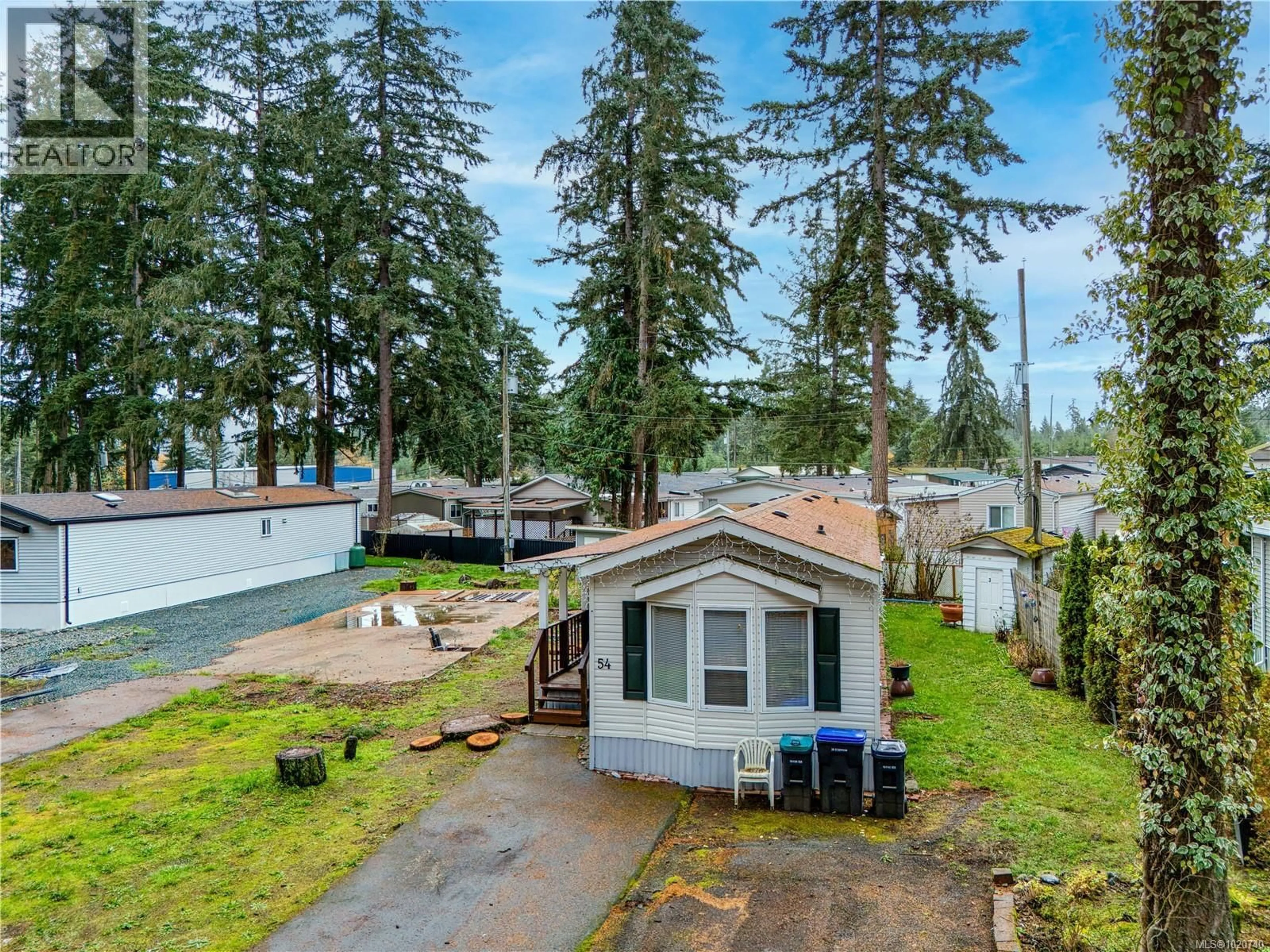 A pic from outside/outdoor area/front of a property/back of a property/a pic from drone, water/lake/river/ocean view for 54 - 3560 HALLBERG ROAD, Cassidy British Columbia V9G1K1