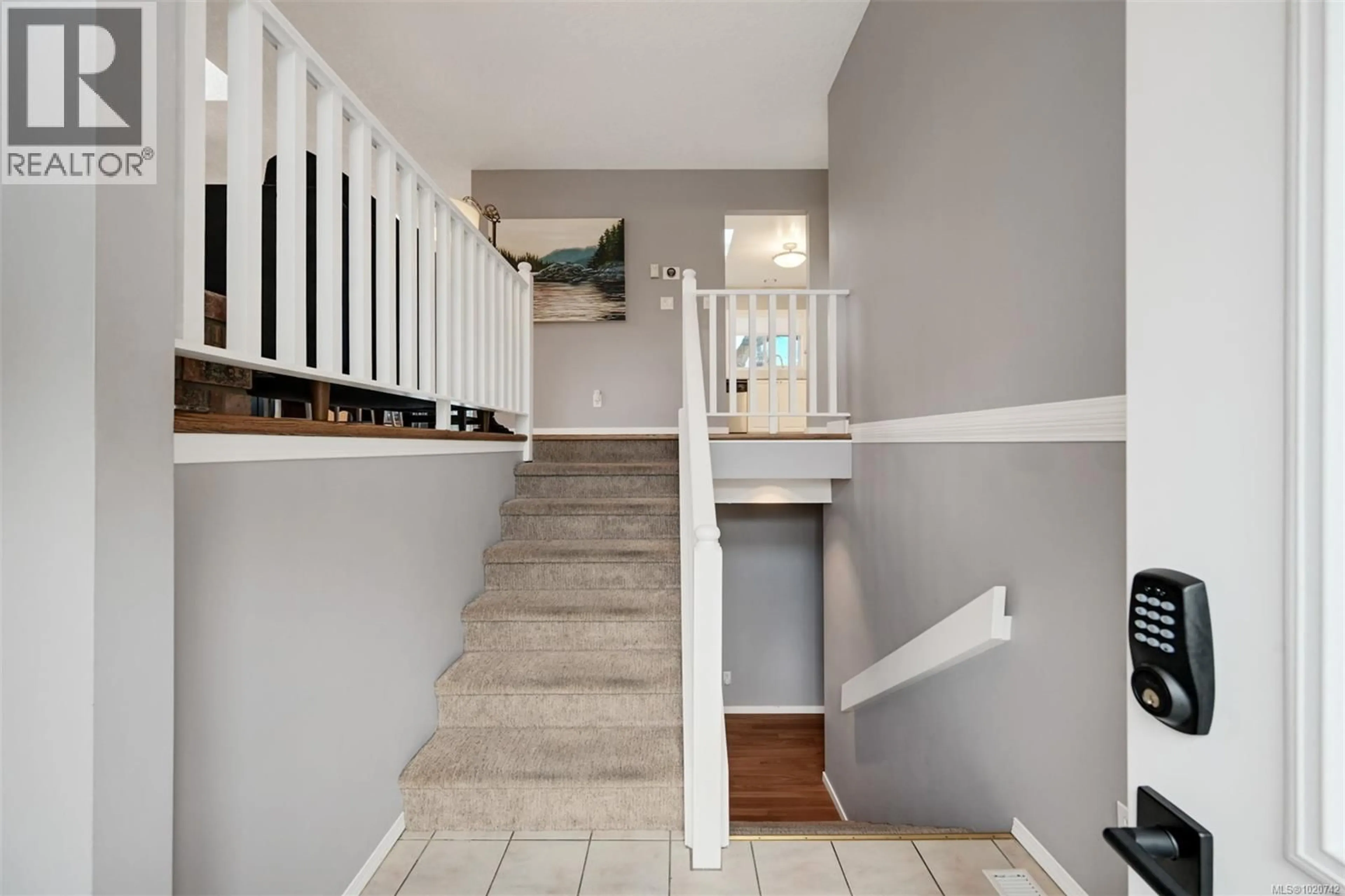 Stairs for 2211 FORBES STREET, Victoria British Columbia V8R4B5