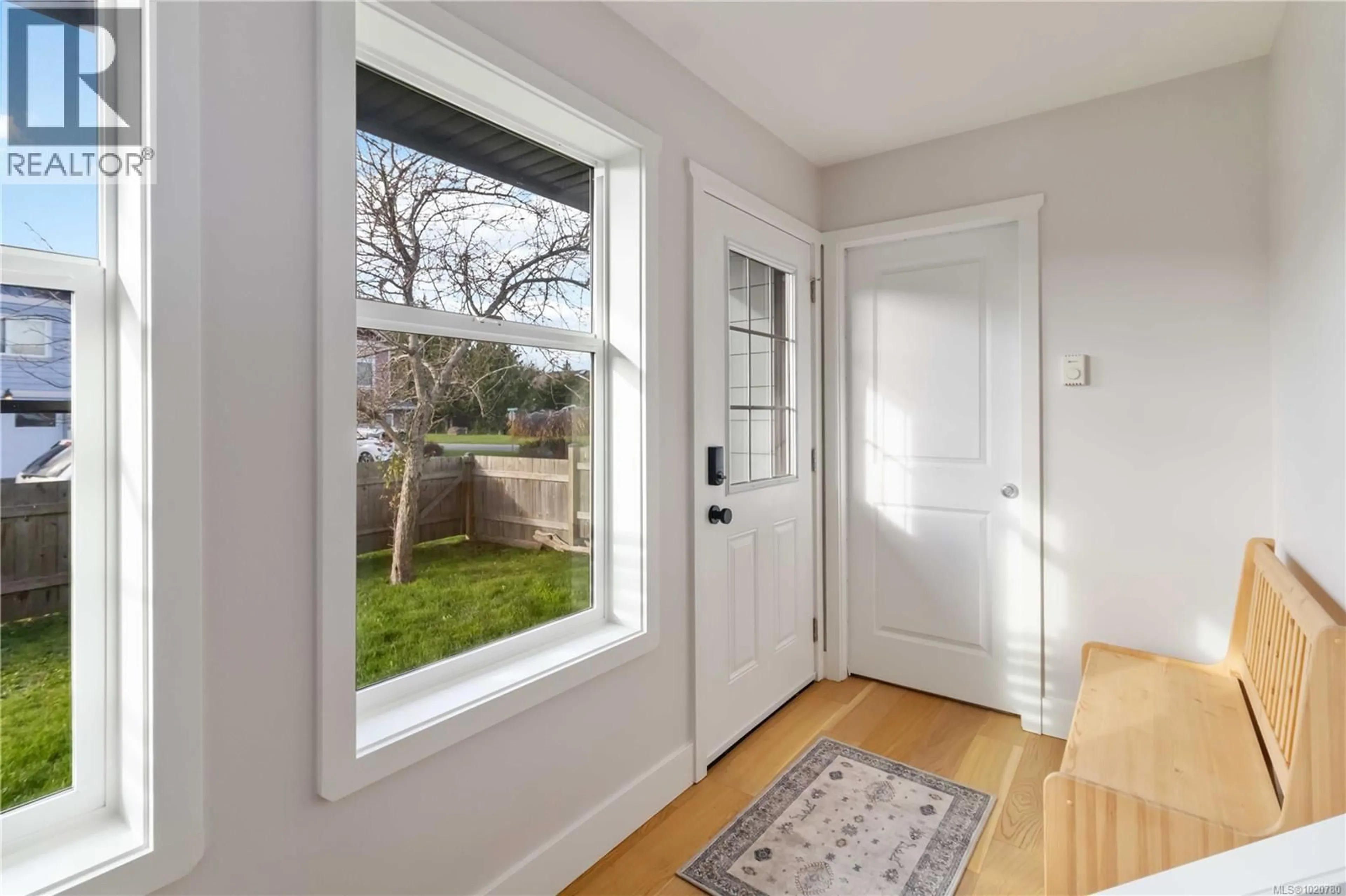 Indoor entryway for 6788 STEEPLE CHASE, Sooke British Columbia V9Z0W3