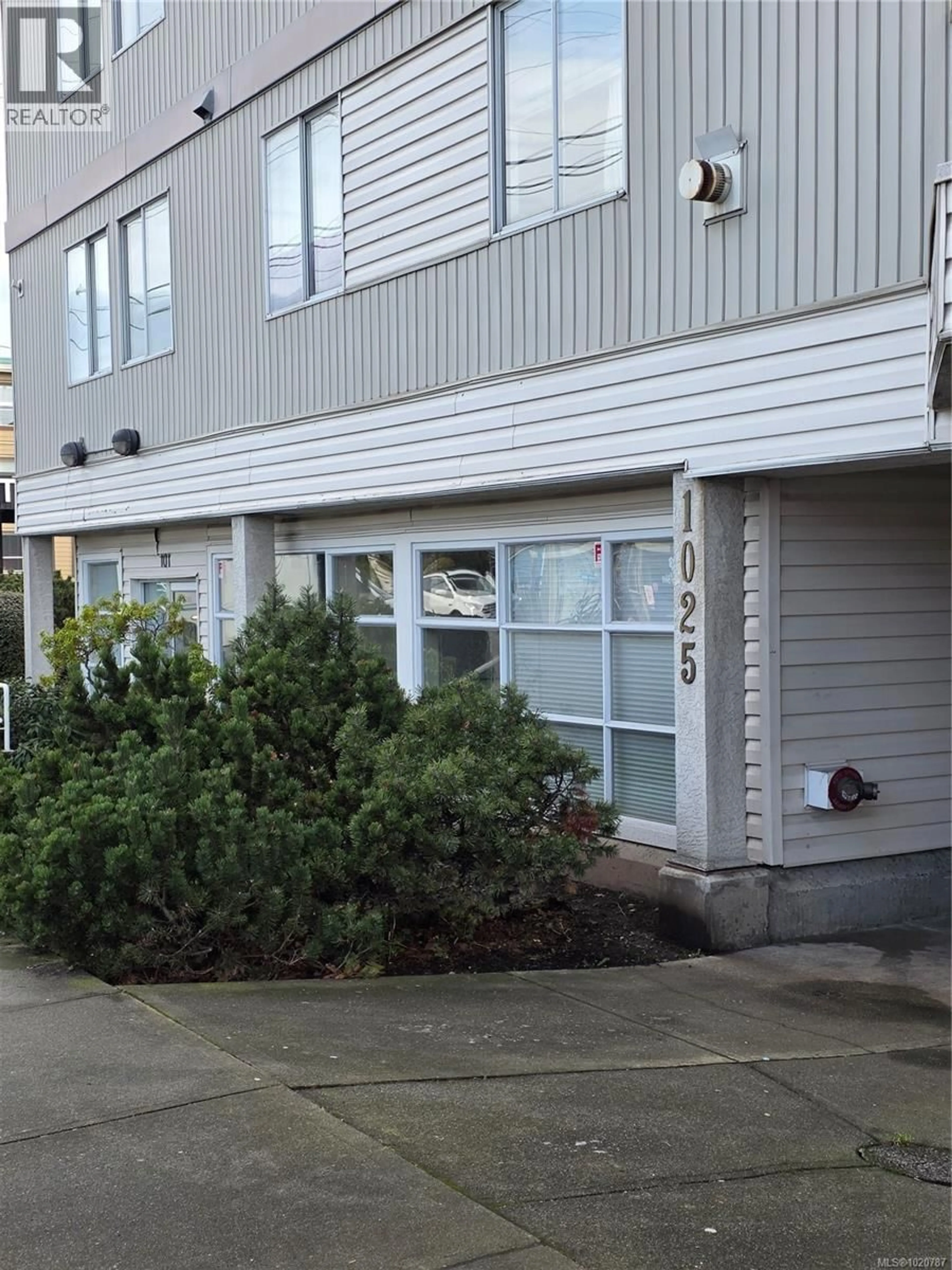 Unknown for 408 - 1025 HILLSIDE AVENUE, Victoria British Columbia V8T2A2