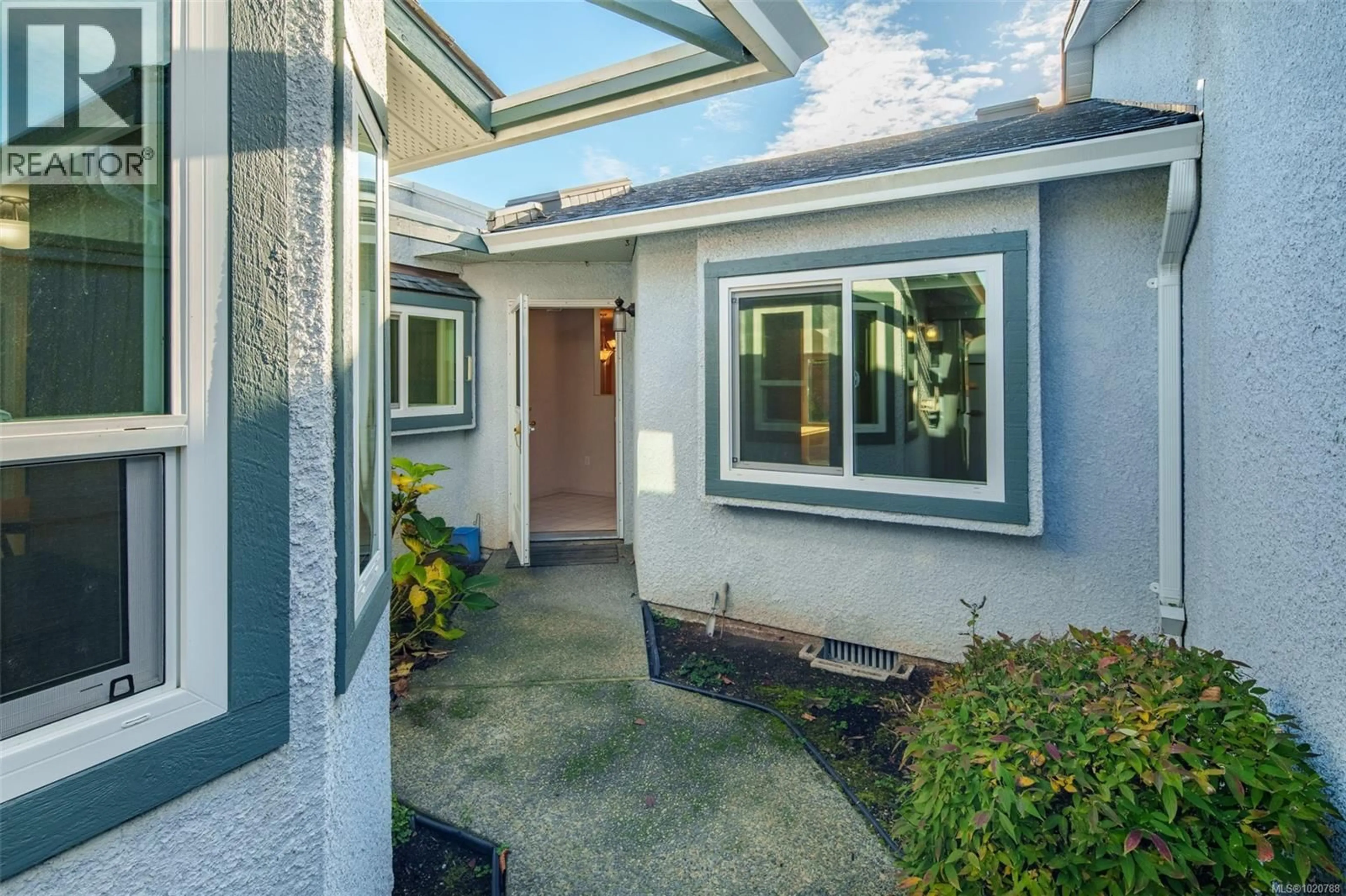 Unknown for 6 - 10084 THIRD STREET, Sidney British Columbia V8L3B3