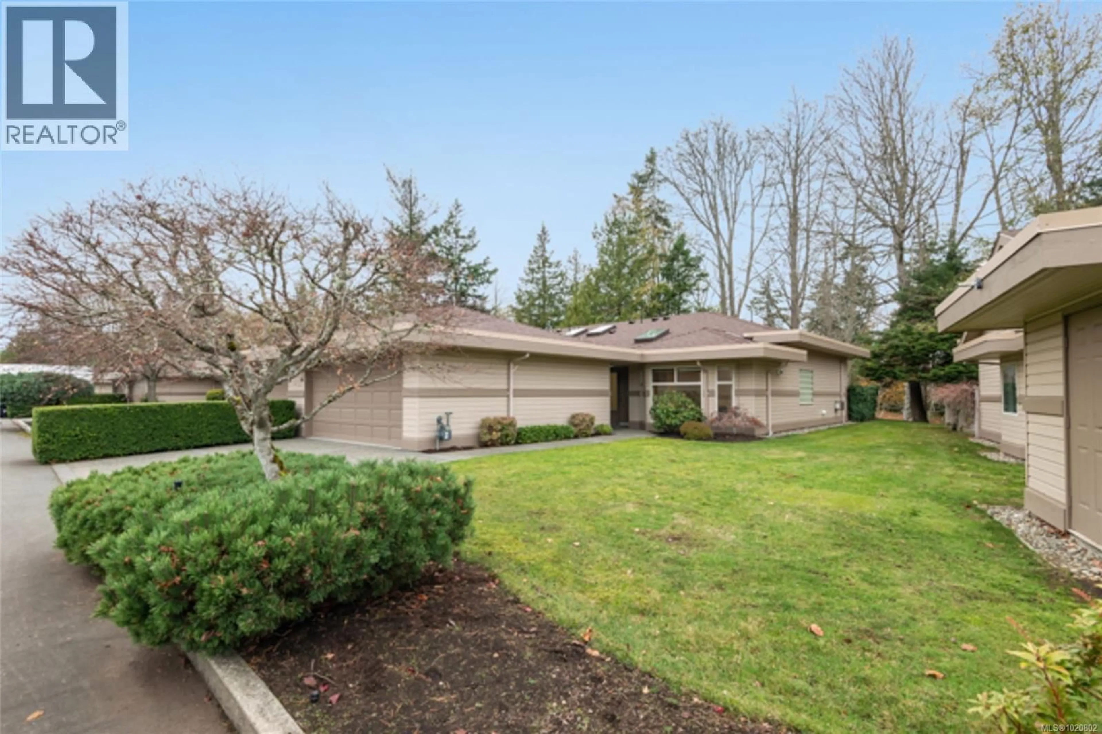 Unknown for 910 LAKES BOULEVARD, French Creek British Columbia V9P2B8