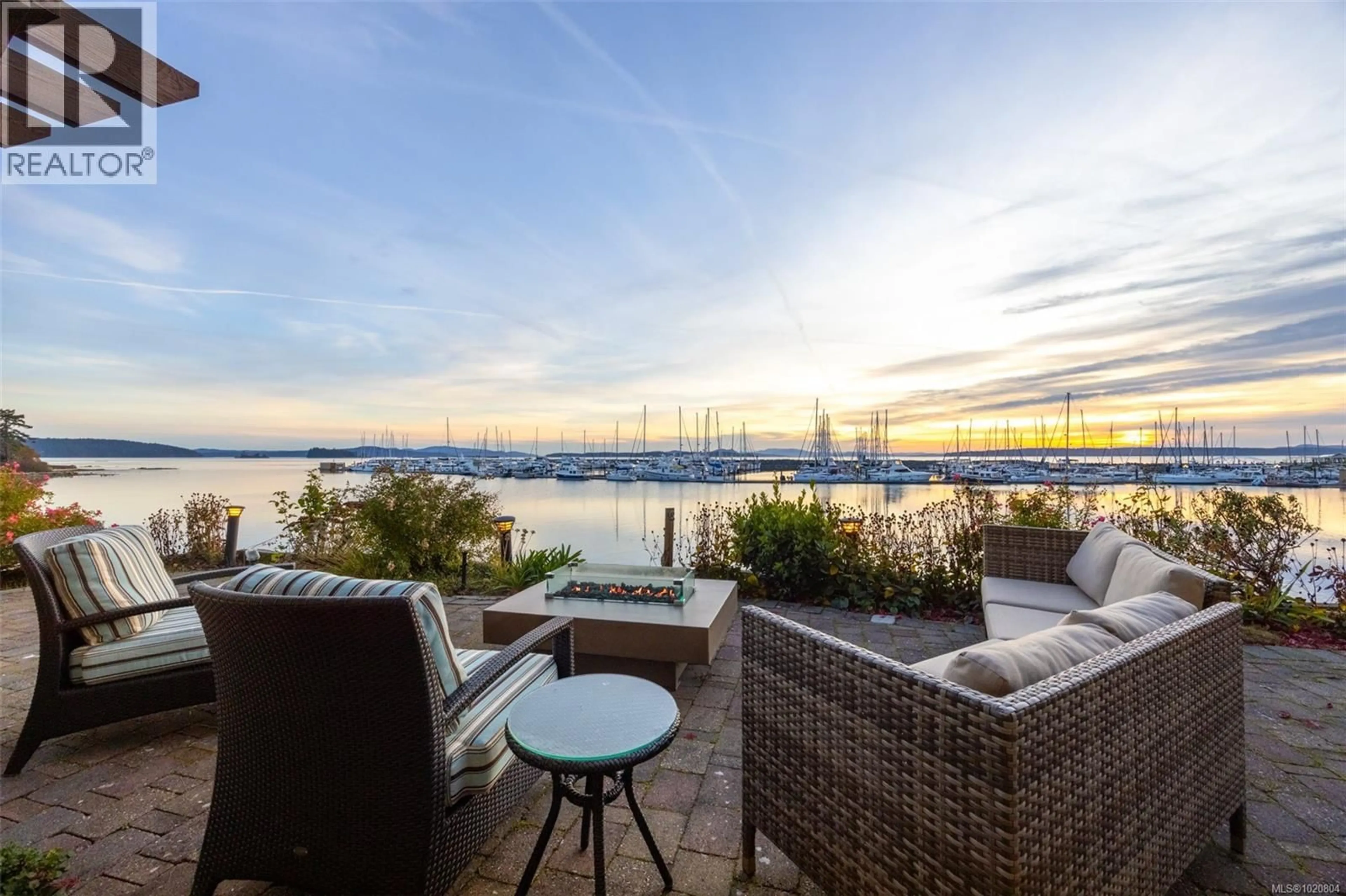 Patio, water/lake/river/ocean view for 101 - 9949 THIRD STREET, Sidney British Columbia V8L3B1