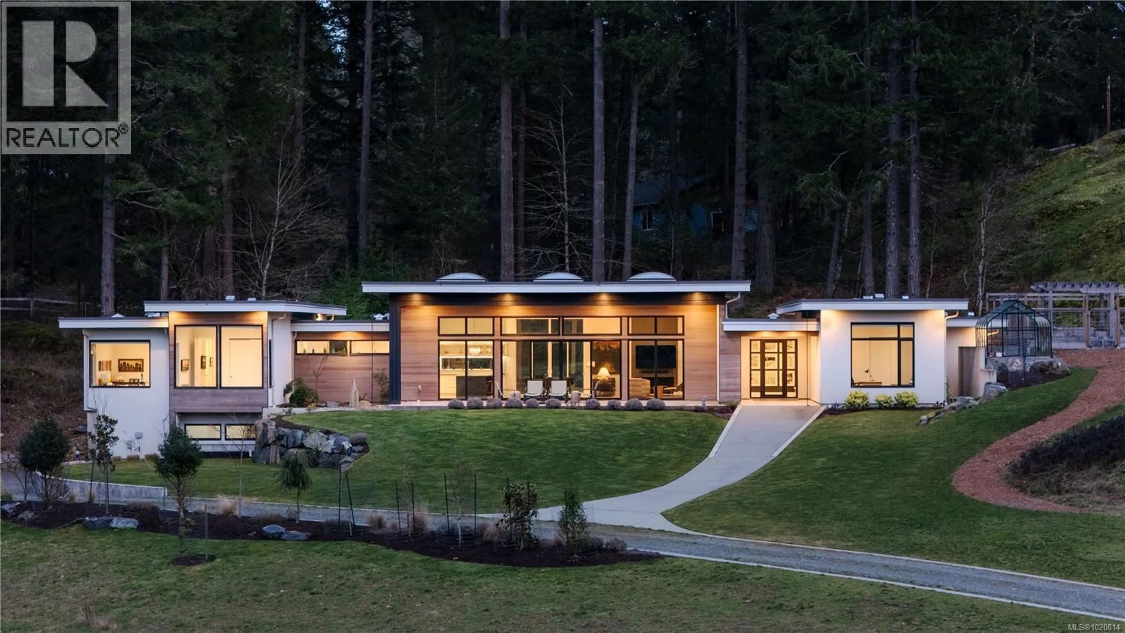 Home with brick exterior material, unknown for 5100 JAGTAR'S WAY, Saanich British Columbia V9E2H7