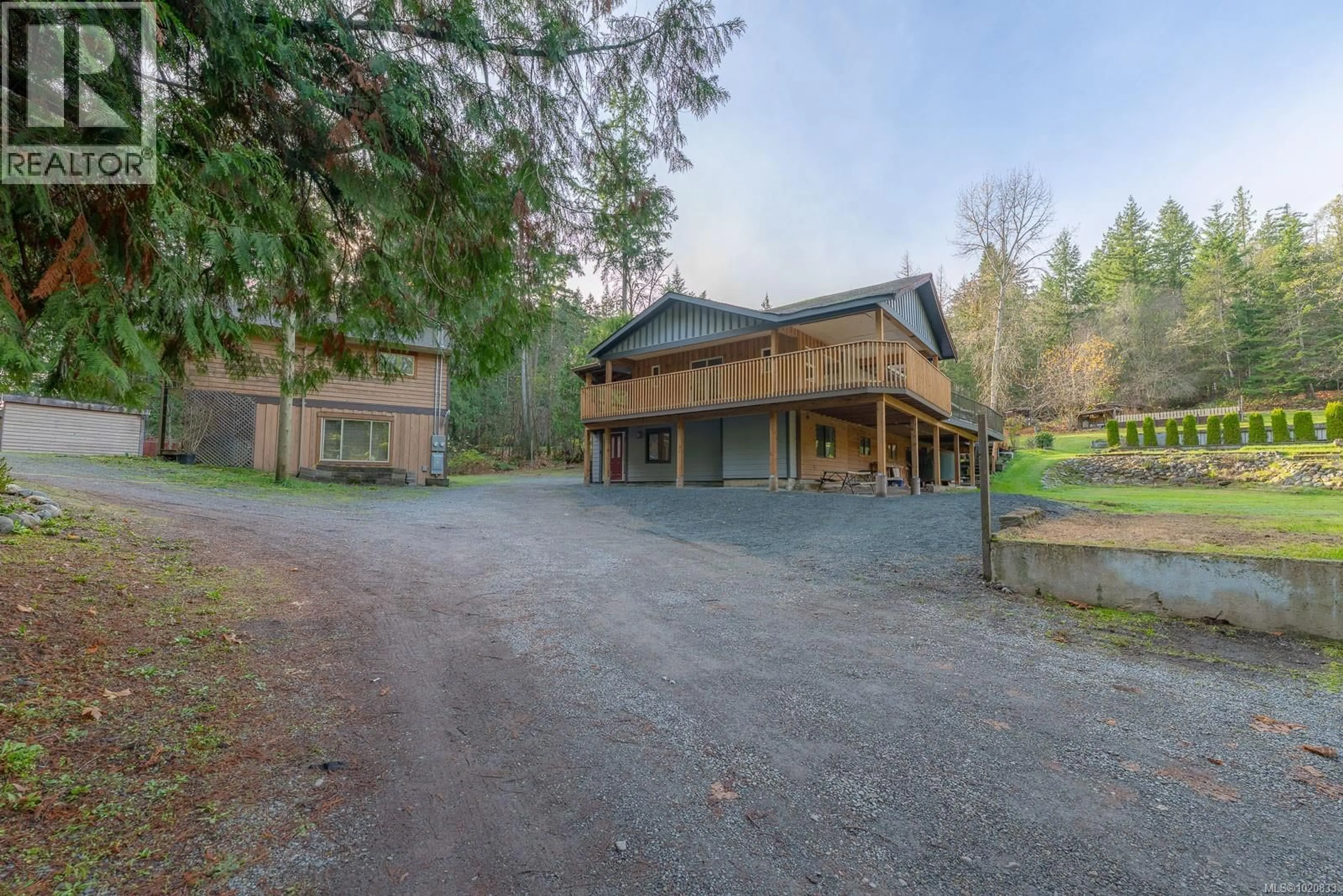 A pic from outside/outdoor area/front of a property/back of a property/a pic from drone, unknown for 2477 ENEFER ROAD, Nanaimo British Columbia V9X1W4