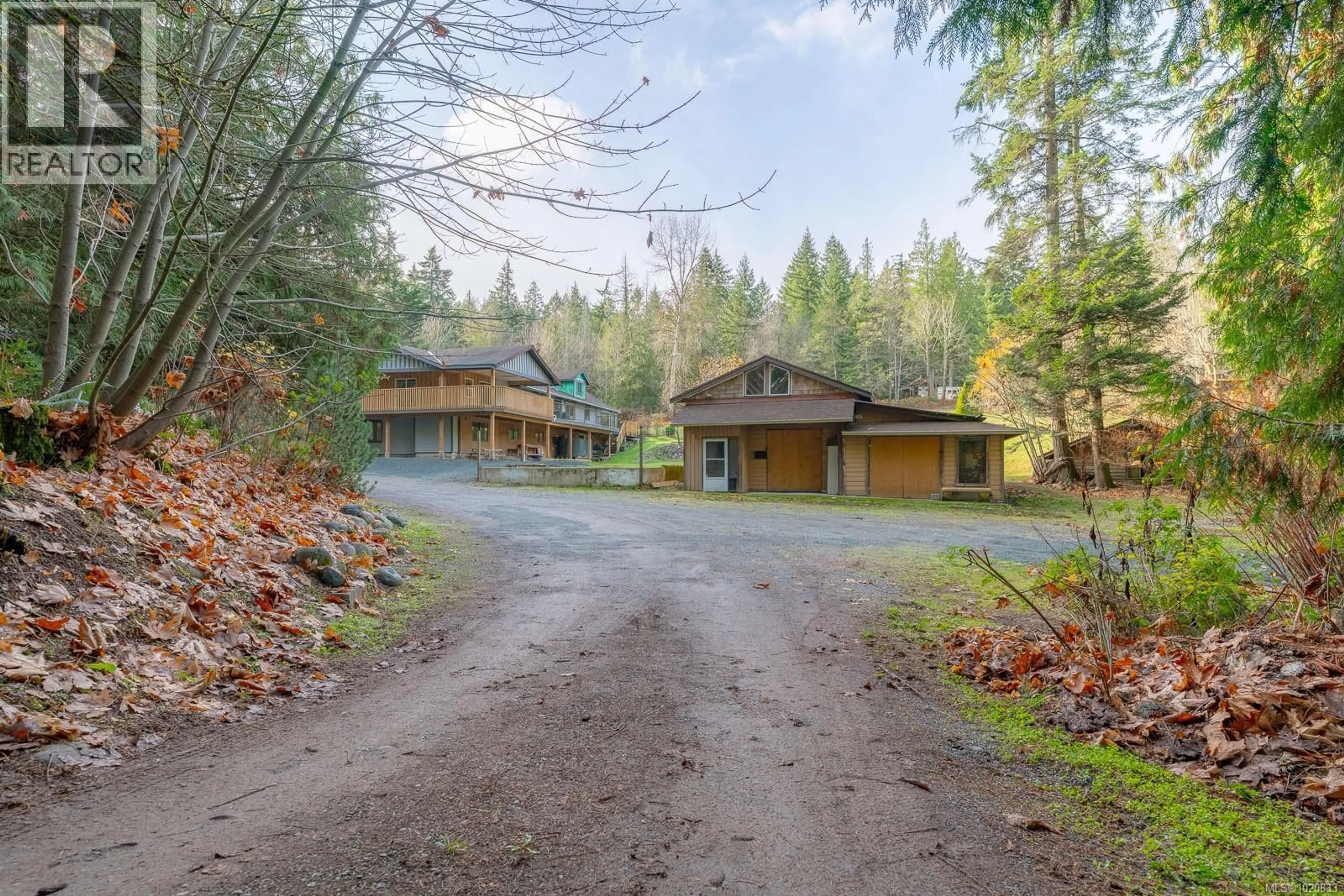 A pic from outside/outdoor area/front of a property/back of a property/a pic from drone, unknown for 2477 ENEFER ROAD, Nanaimo British Columbia V9X1W4