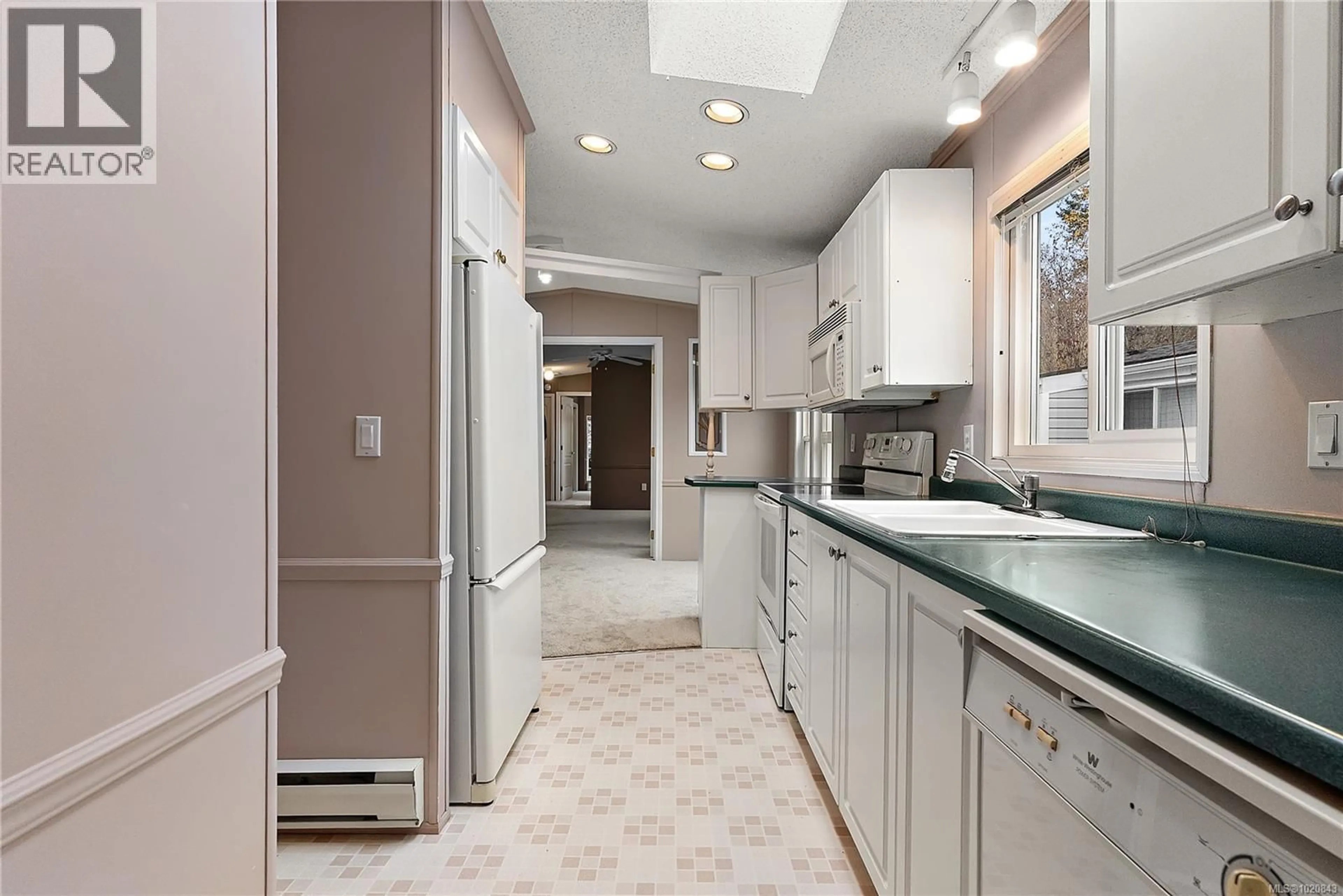 Unknown for 33 - 7401 CENTRAL SAANICH ROAD, Central Saanich British Columbia V8M2B5