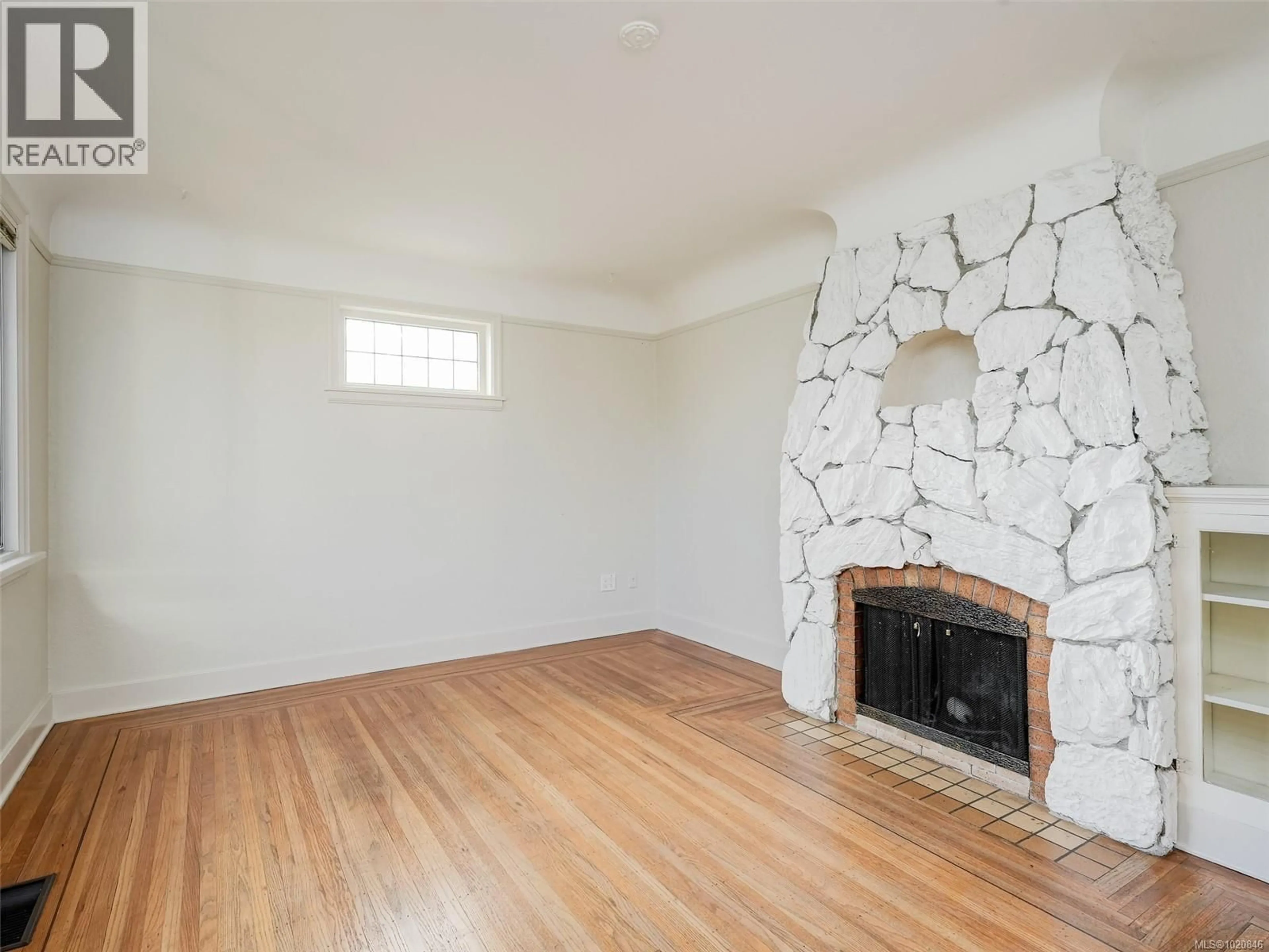 A pic of a room for 3048 EARL GREY STREET, Saanich British Columbia V9A1W7