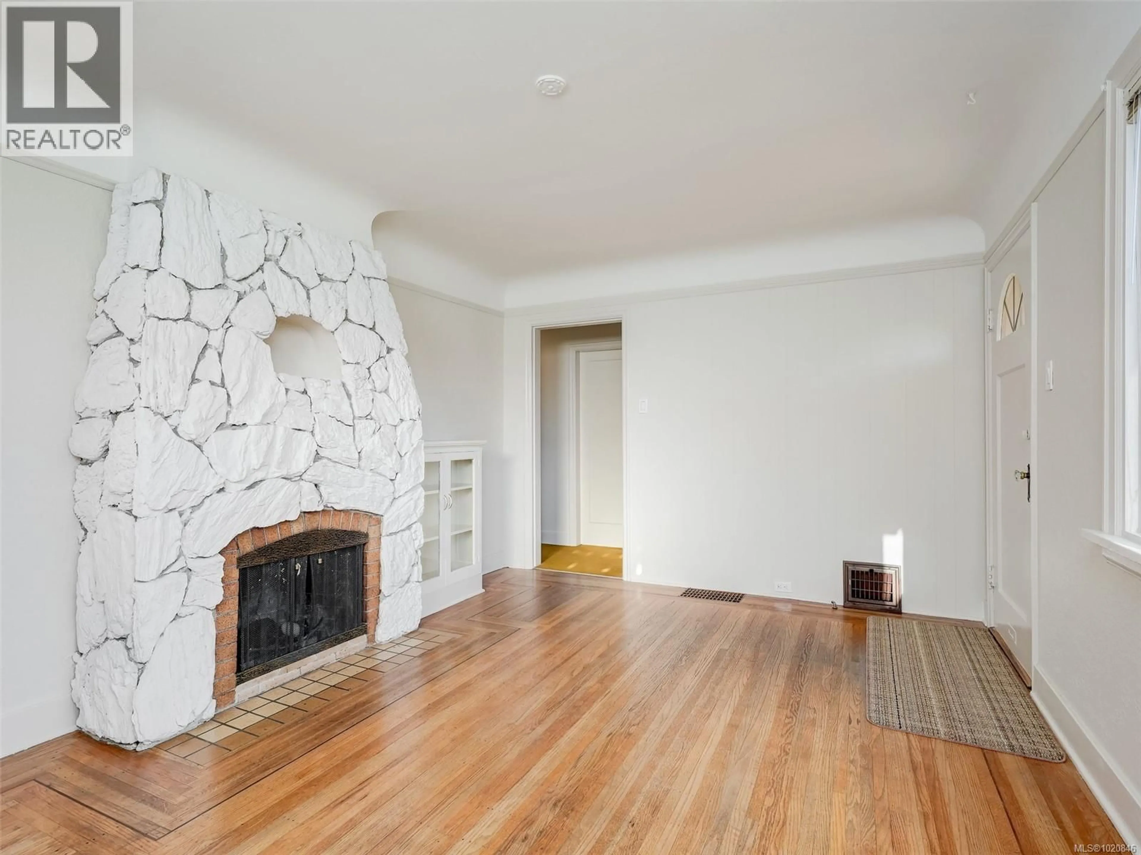 A pic of a room for 3048 EARL GREY STREET, Saanich British Columbia V9A1W7