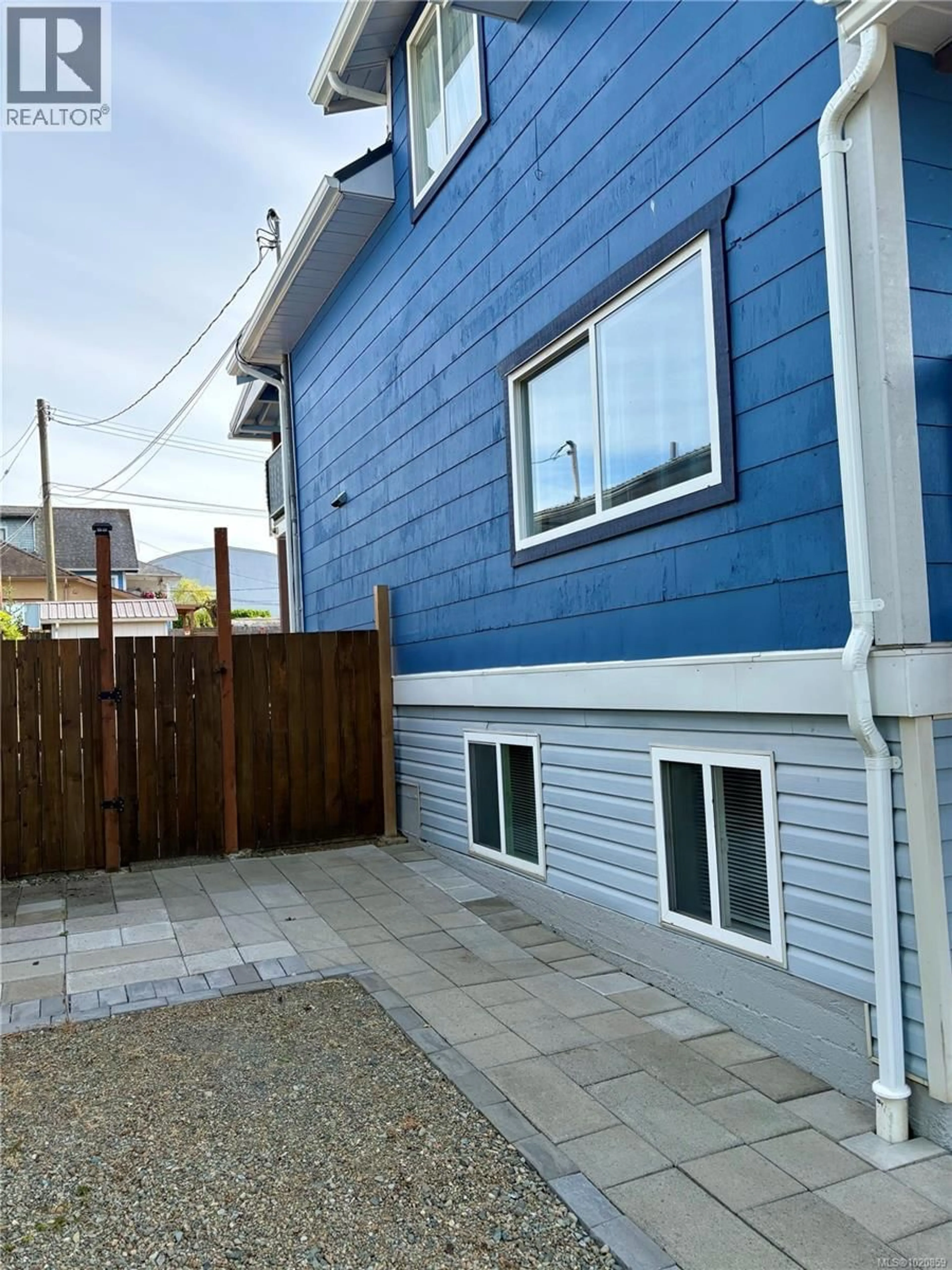 Home with vinyl exterior material, street for 4720 ATHOL STREET, Port Alberni British Columbia V9Y3E1