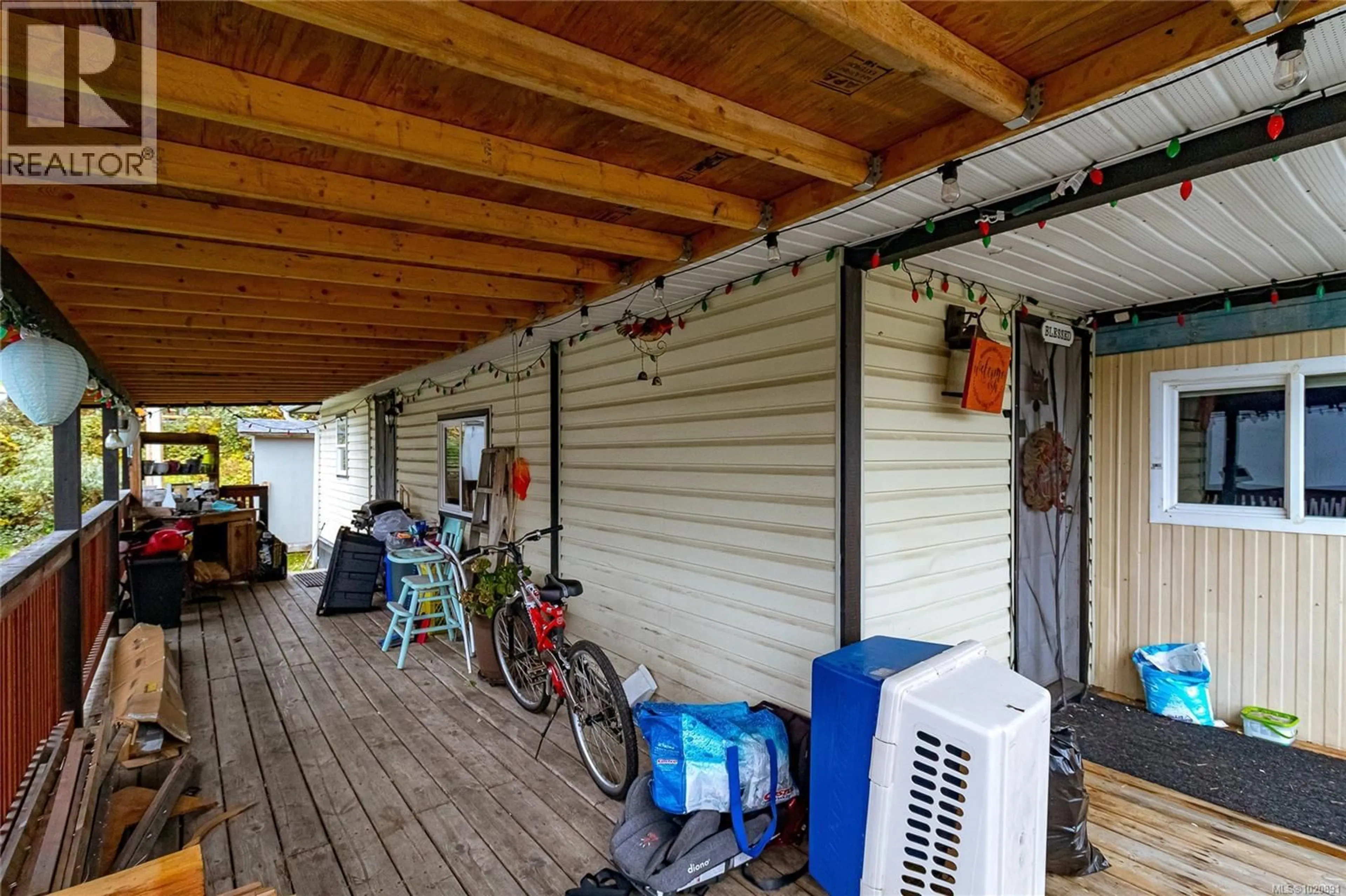 Indoor garage for 132 - 1753 CECIL STREET, Crofton British Columbia V0R1R0