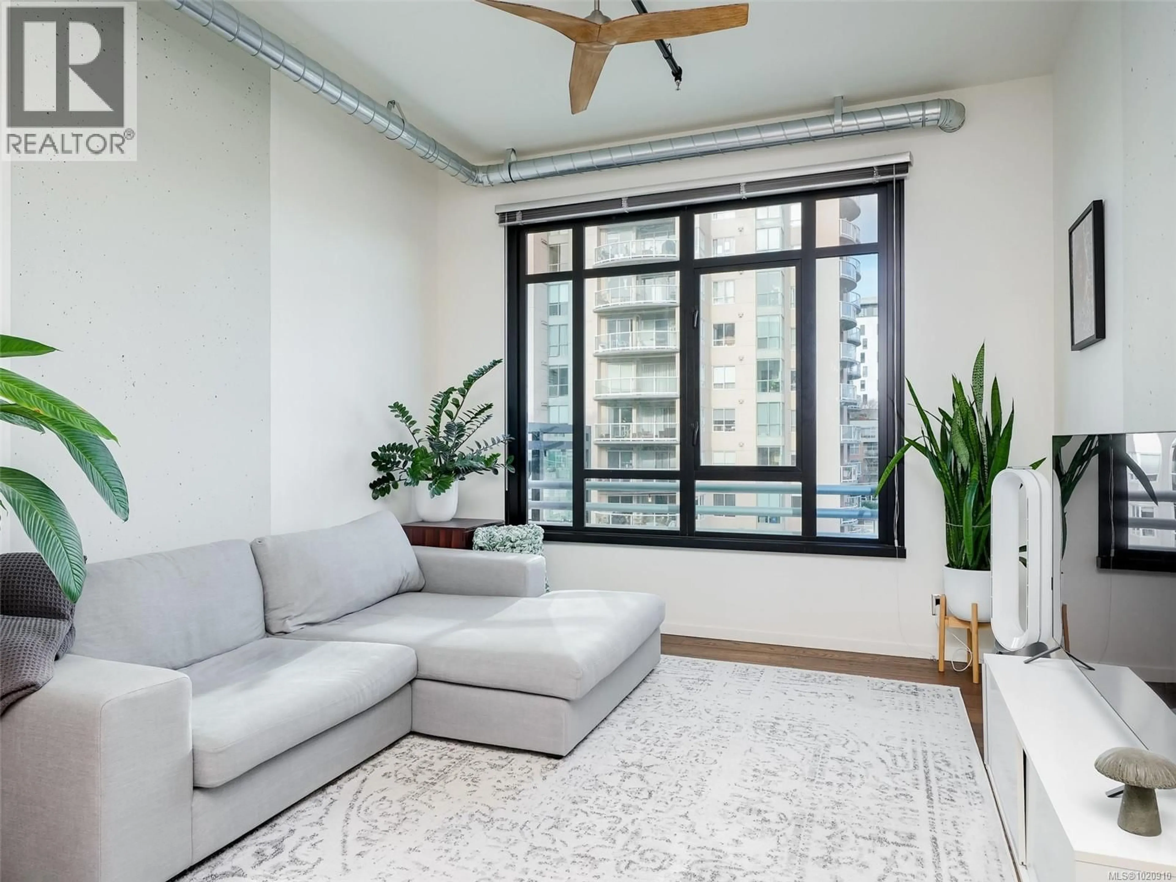 Living room with furniture, unknown for 501 - 1029 VIEW STREET, Victoria British Columbia V8V0C9